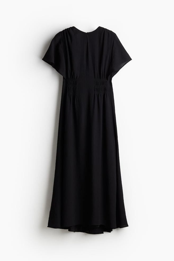 Langes Kleid mit gesmokter Taille - Schwarz - 1