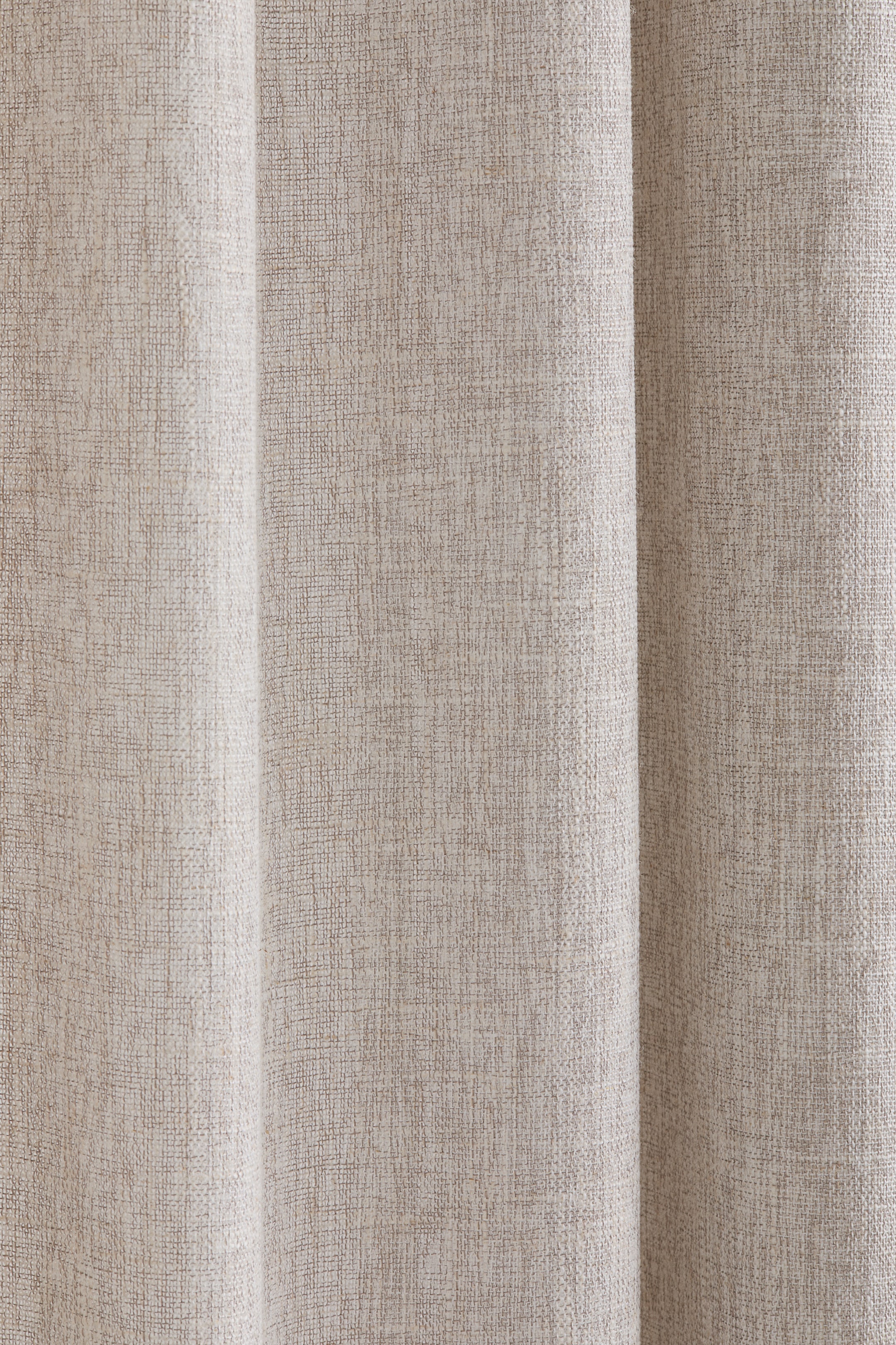 Single-Pack Long and Wide Curtain