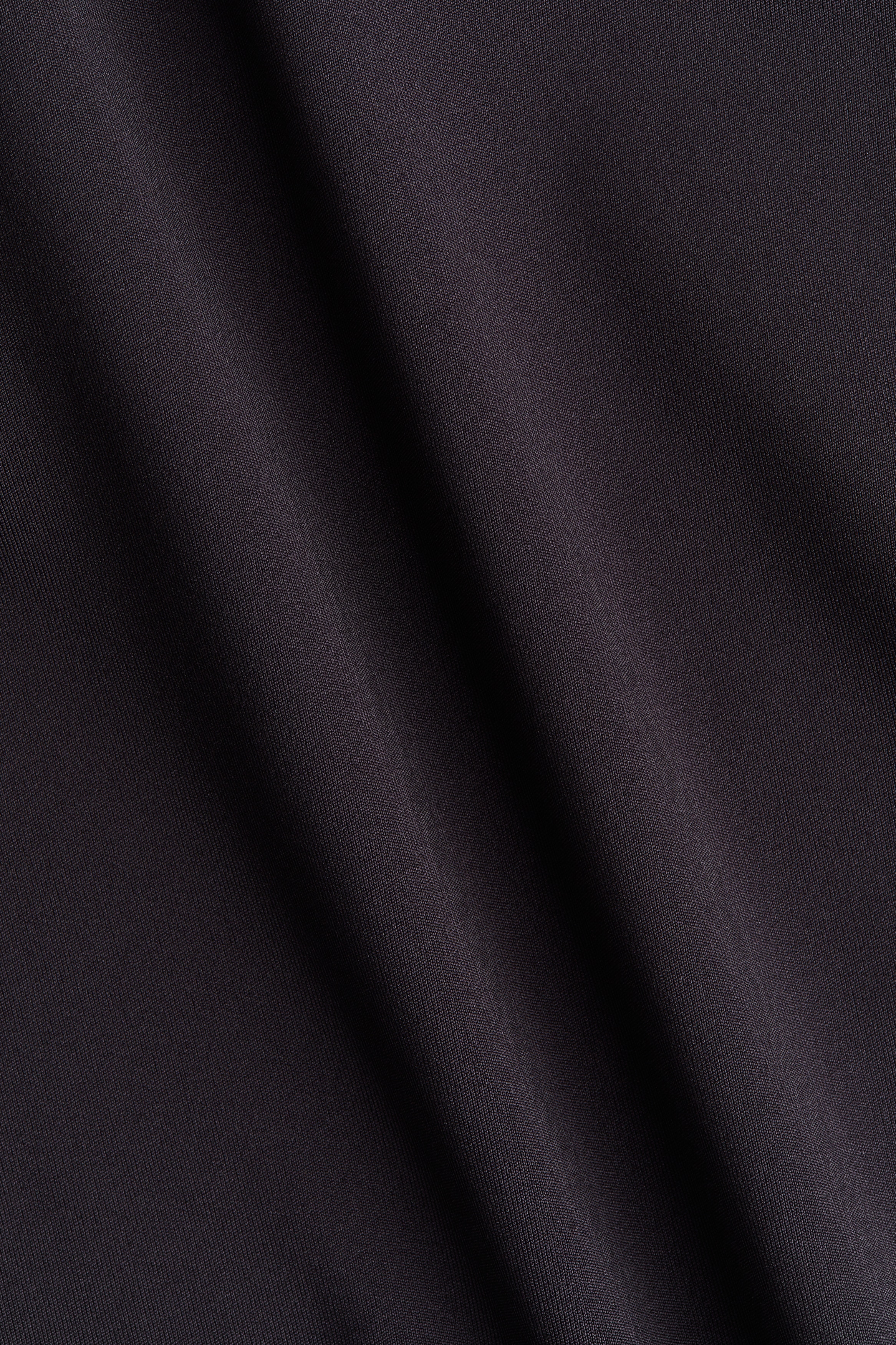 Long-sleeved microfibre top
