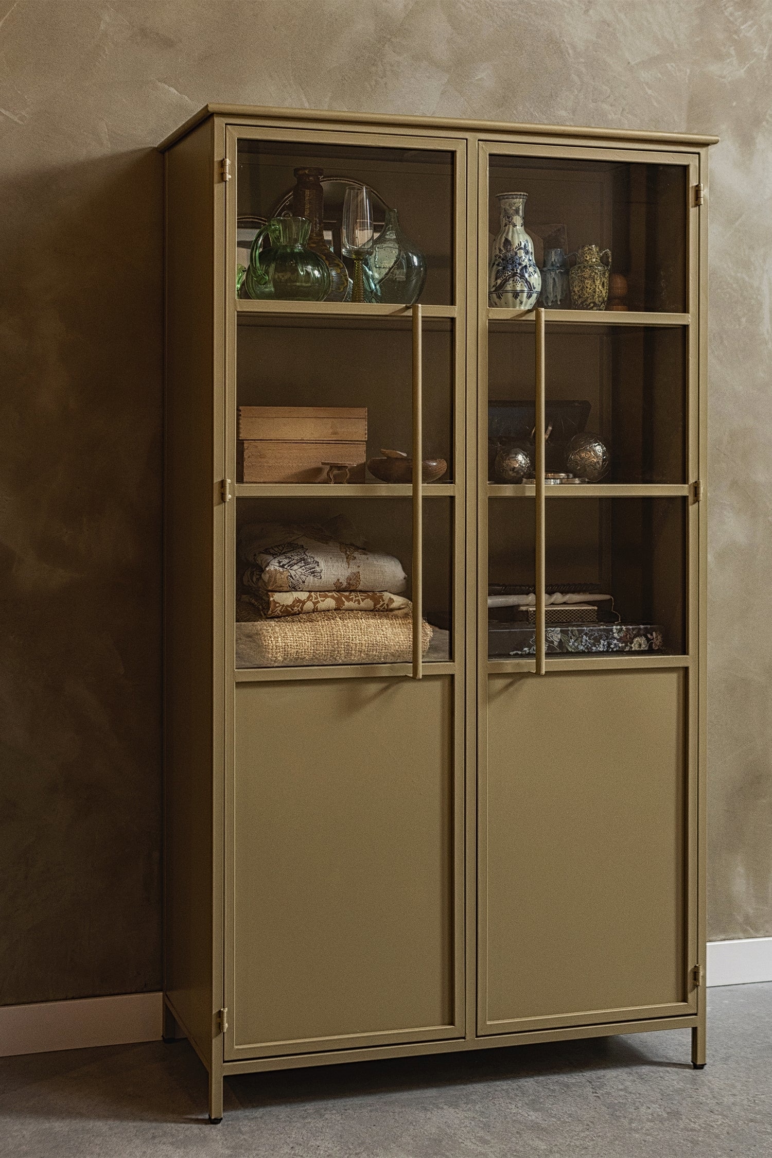 Exhibit Cabinet - Green/Brown