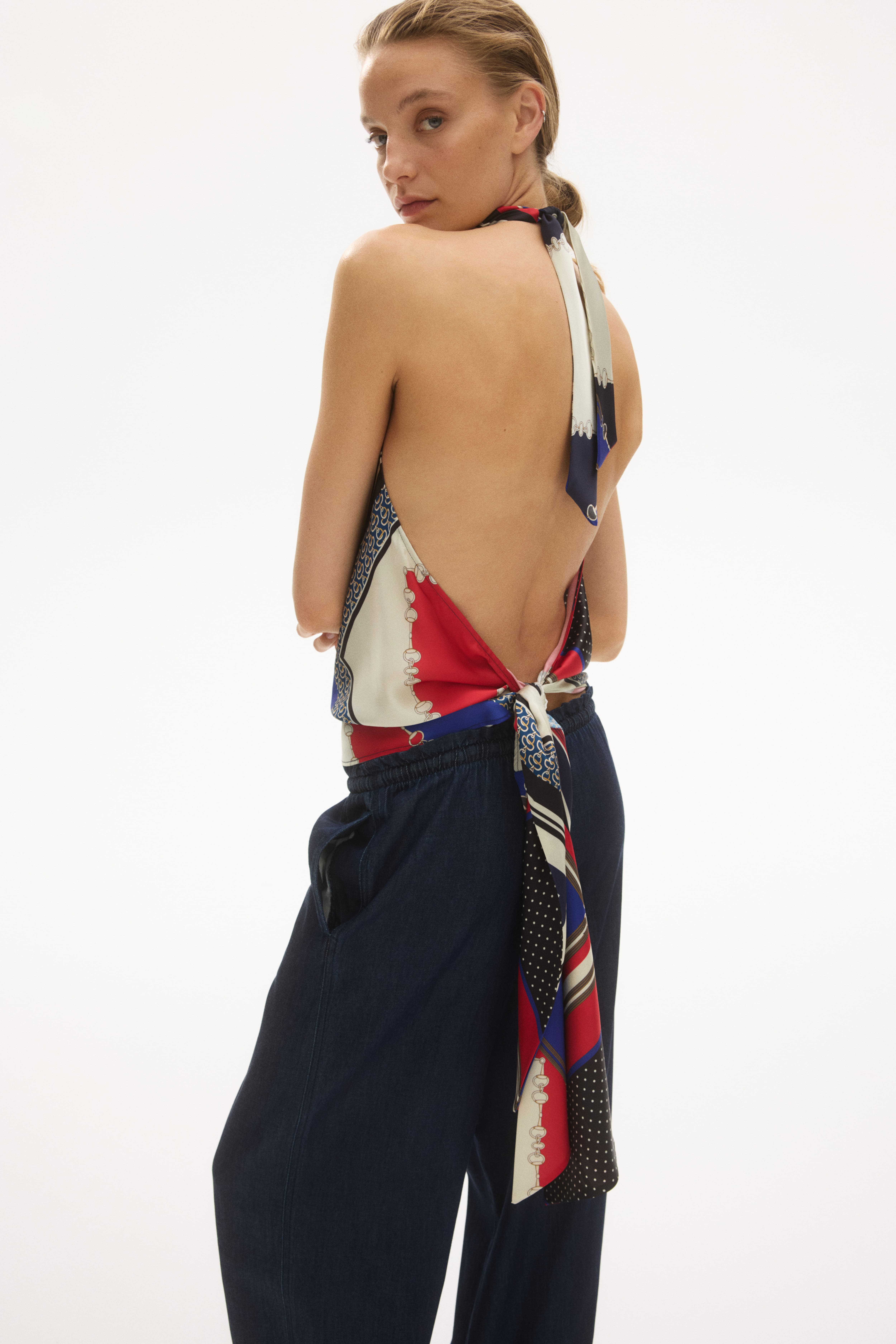 Cowl-Neck Halterneck Top