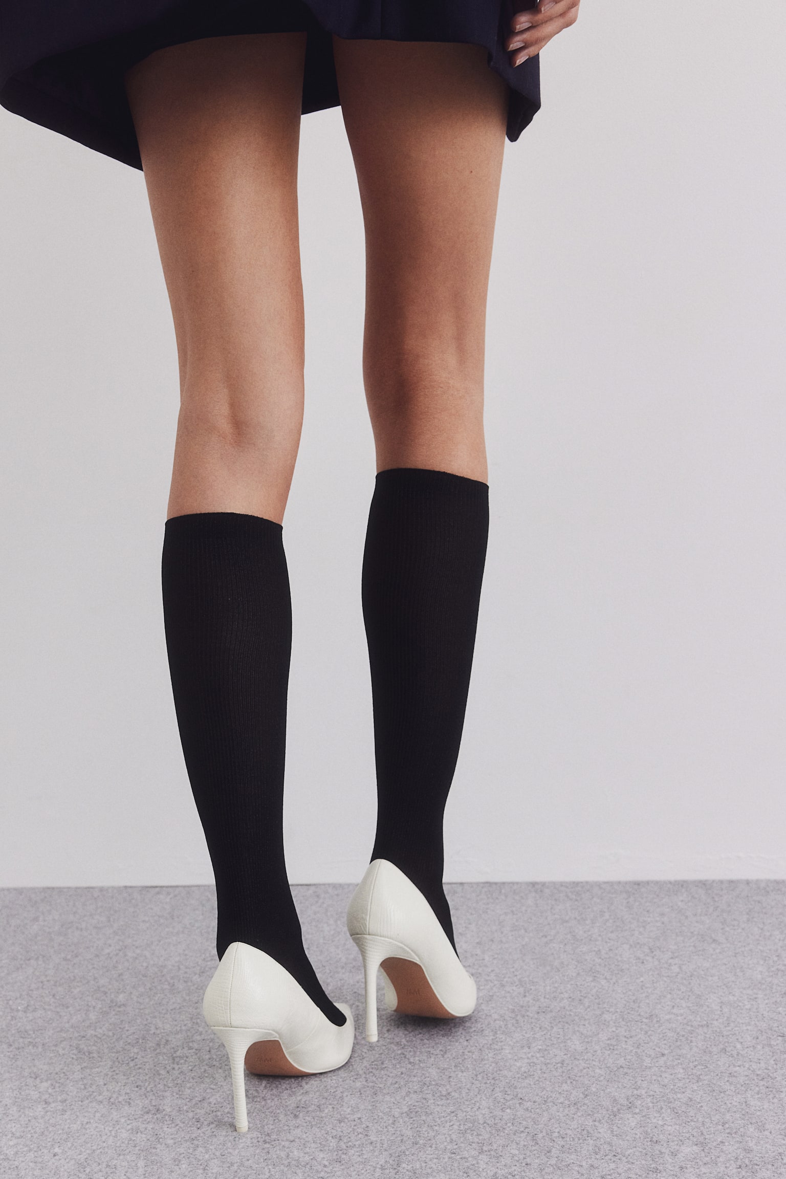 Glittery knee-high socks - Black/Light grey/Silver-coloured - 3