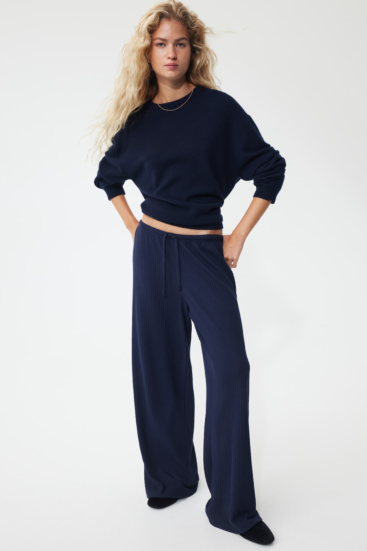 Wide-Leg Rib-Knit Pants