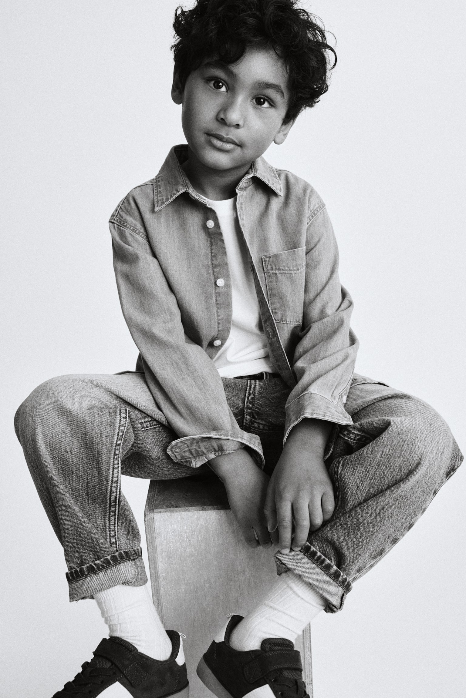 Loose Fit Jeans - כחול ג'ינס בהיר/כחול ג'ינס כהה/כחול ג'ינס בהיר/כחול ג'ינס כהה - 3