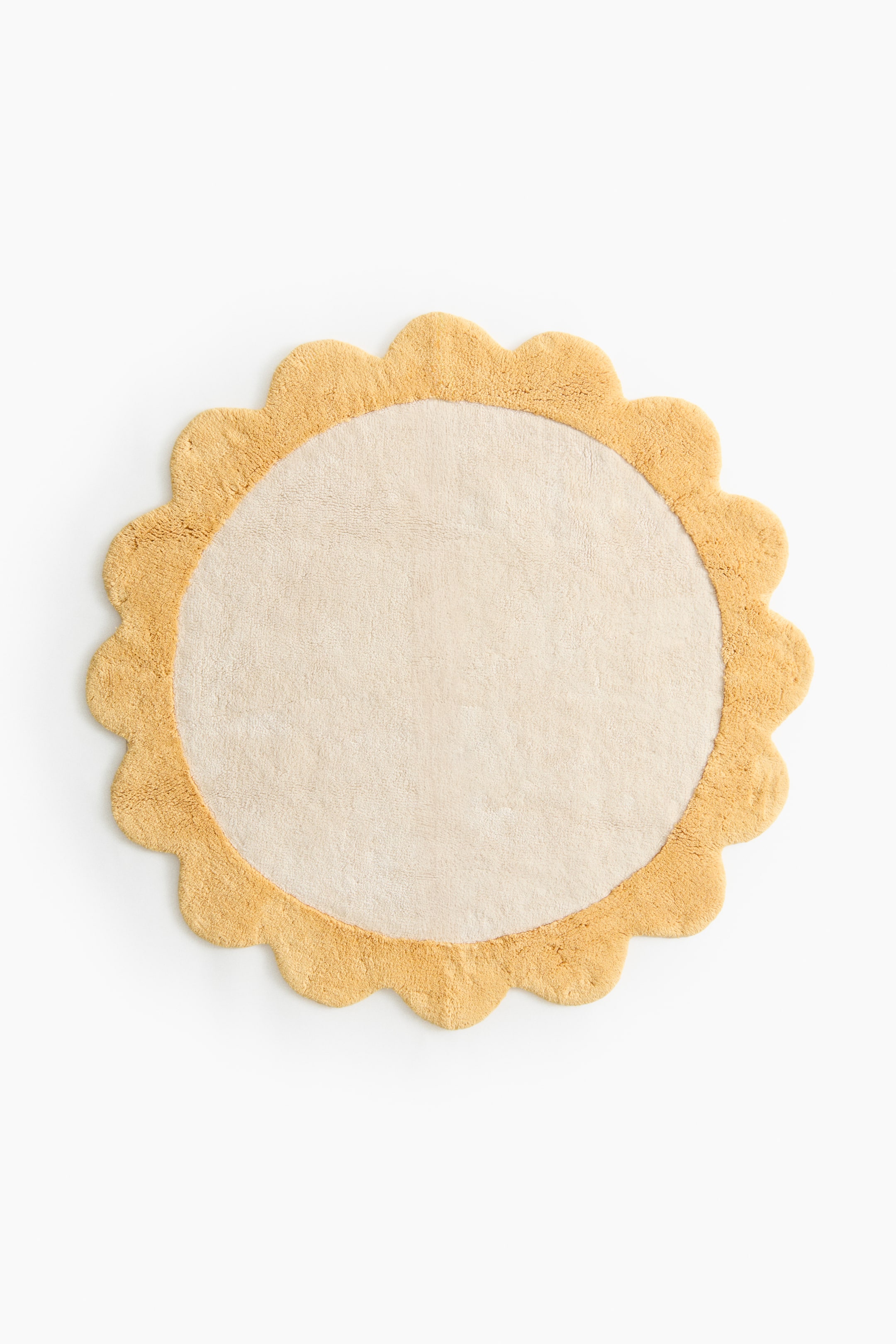 View larger image: Cotton flower-shaped rug - Yellow/Flower - Home All | H&M IN 1