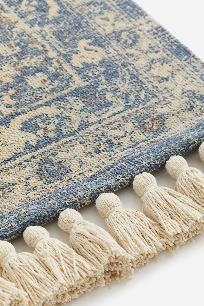 Patterned Rug with Fringe - Blue/patterned - Home All | H&M US
