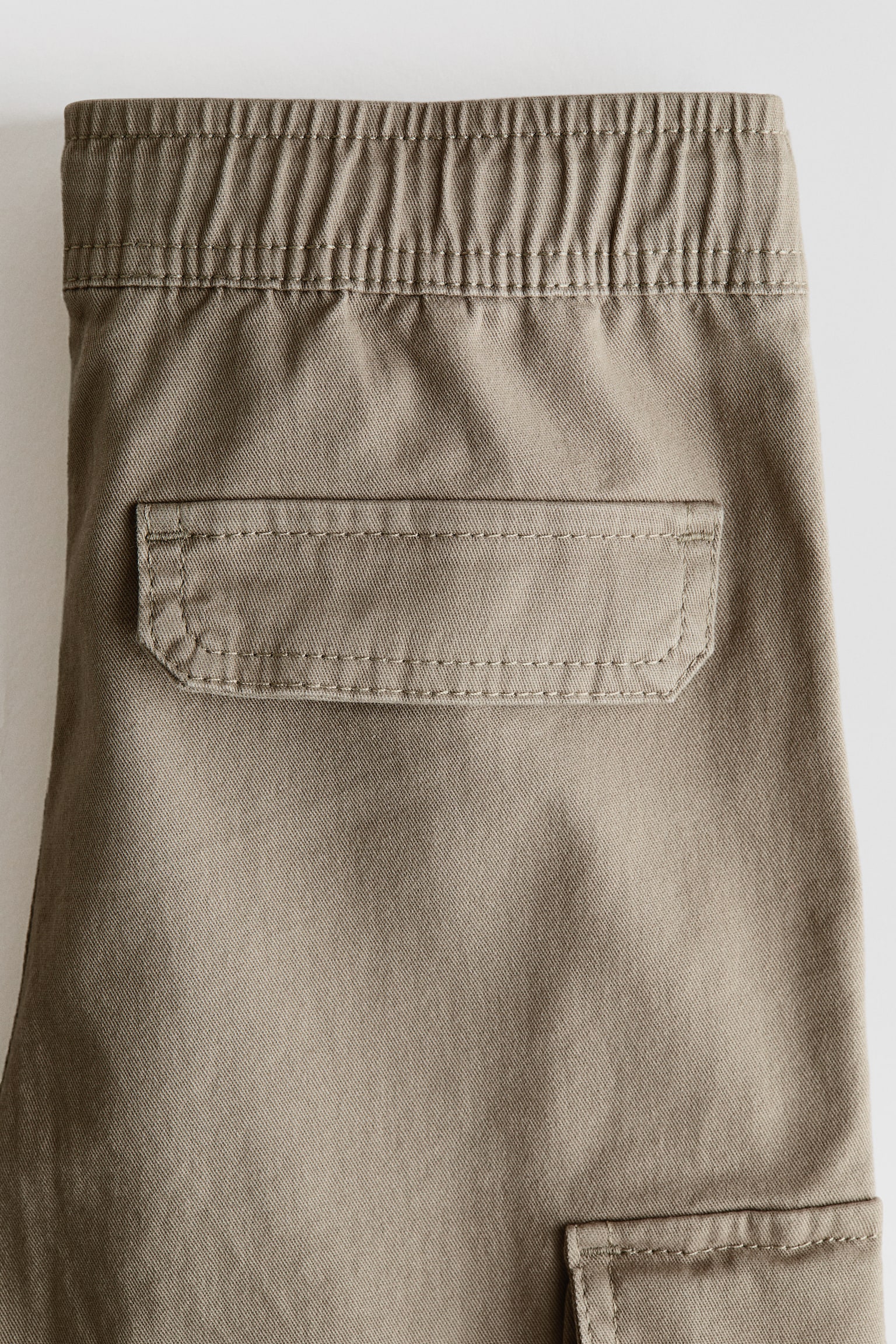 מכנסי טרנינג דגמ"ח מכותנה - בז'/ירוק חאקי כהה - 2