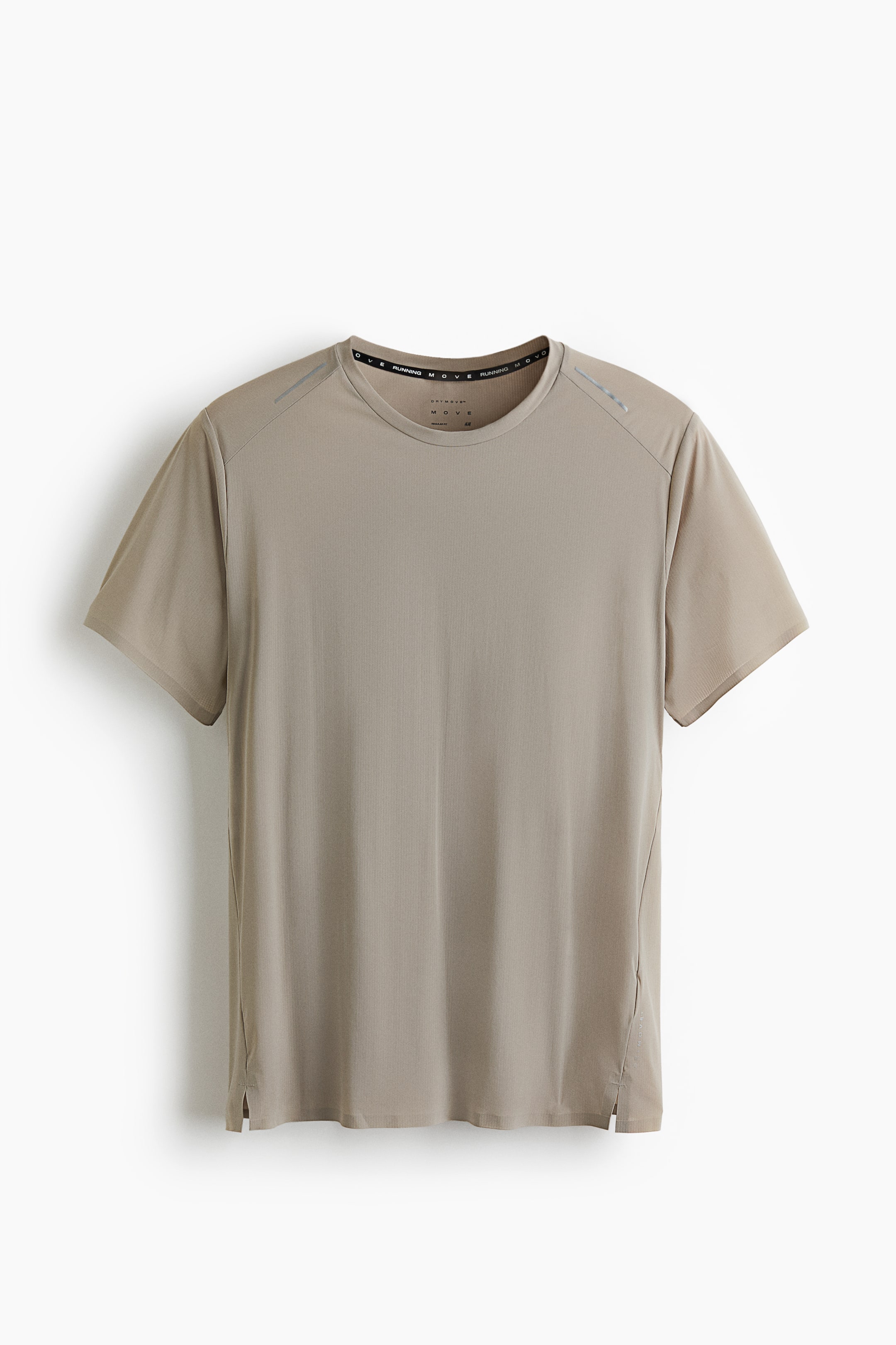 View larger image: "Magaan na Cooling Running T-shirt na may kulay light taupe, nakalatag nang patag at nakikita mula sa harap. Ito ay may tampok na banayad na patayong texture, maikling manggas, bilog na leeg, at reflective strips sa itaas na balikat. Kitang-kita rin ang maliliit na hiwa sa gilid ng laylayan."