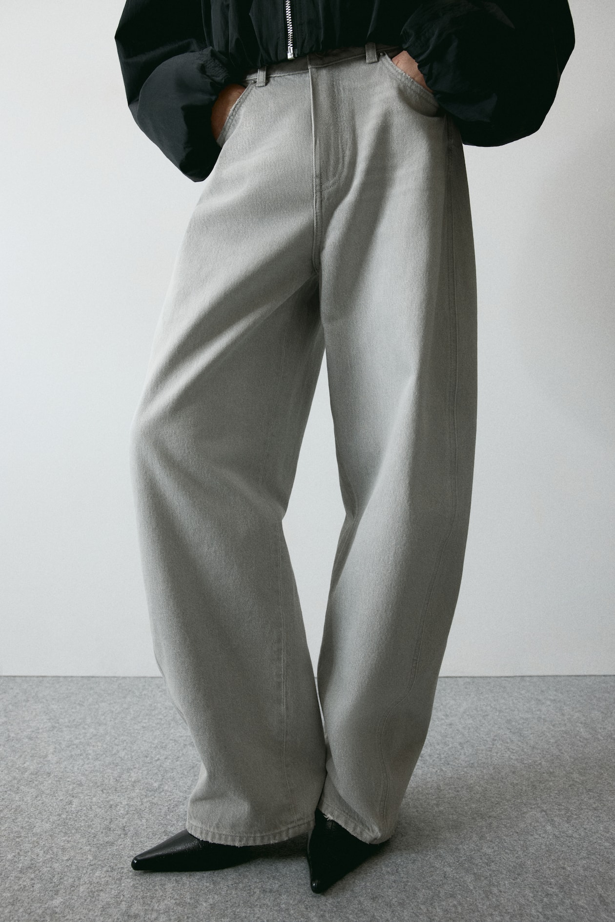 Barrel Leg High Waist Jeans - image 5