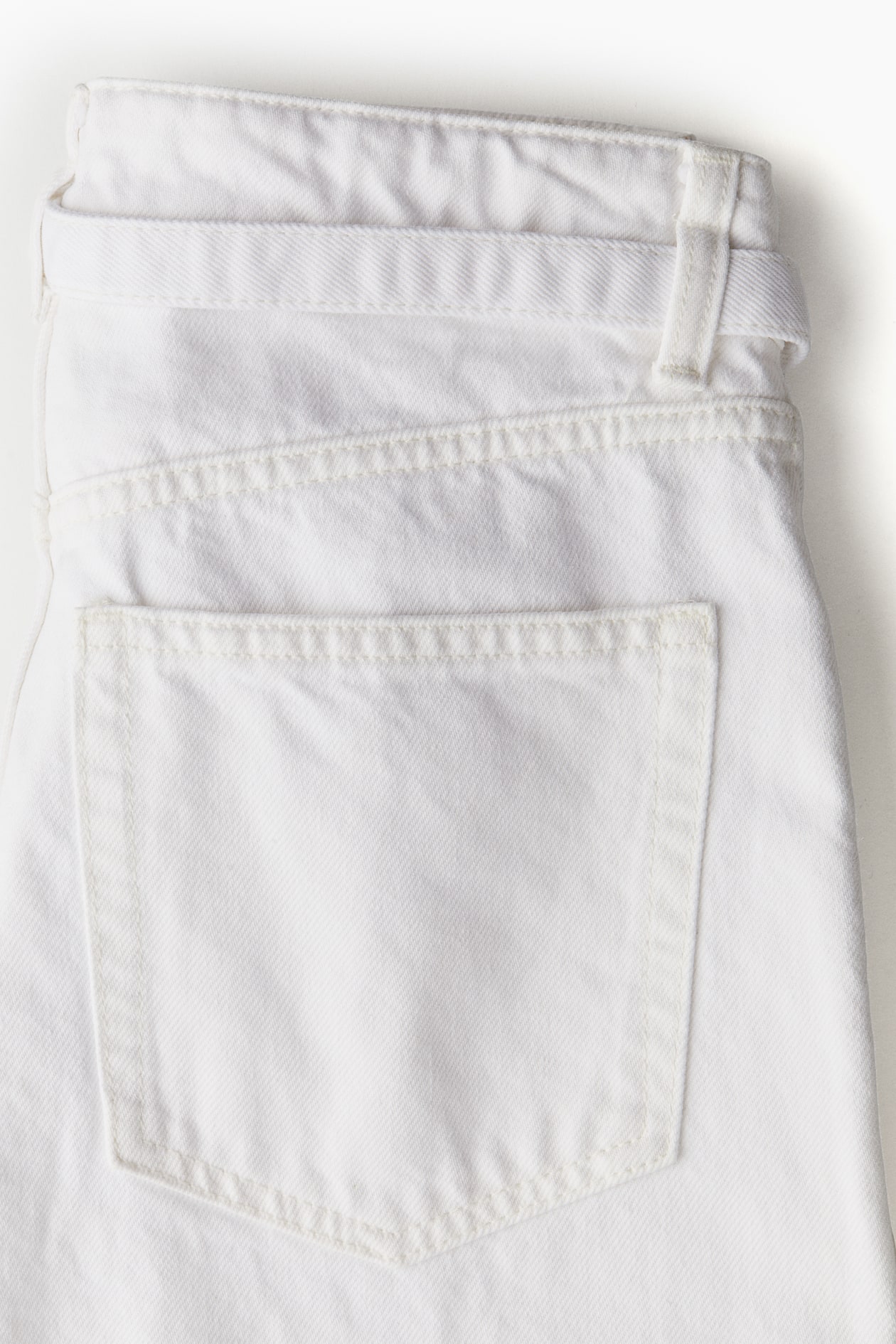 Wide-Leg Belted Jeans - image 2