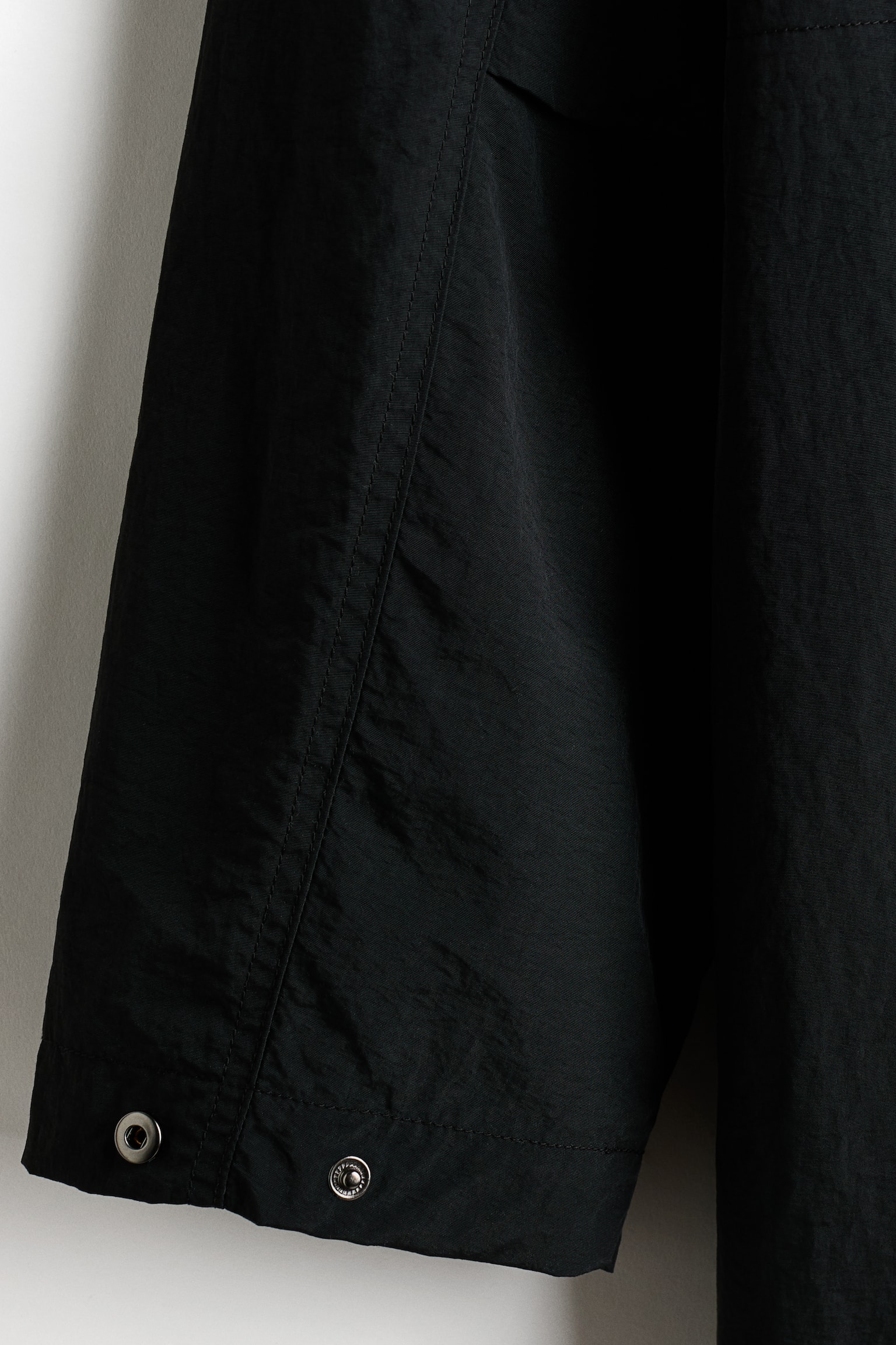 Áo khoác parka vải nylon có mũ - Màu đen - 5