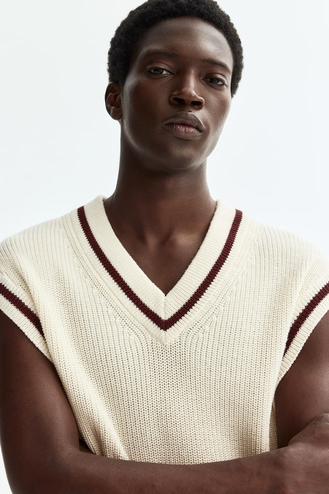 Loose-Fit Knit Sweater Vest - Cream/Navy blue - 4