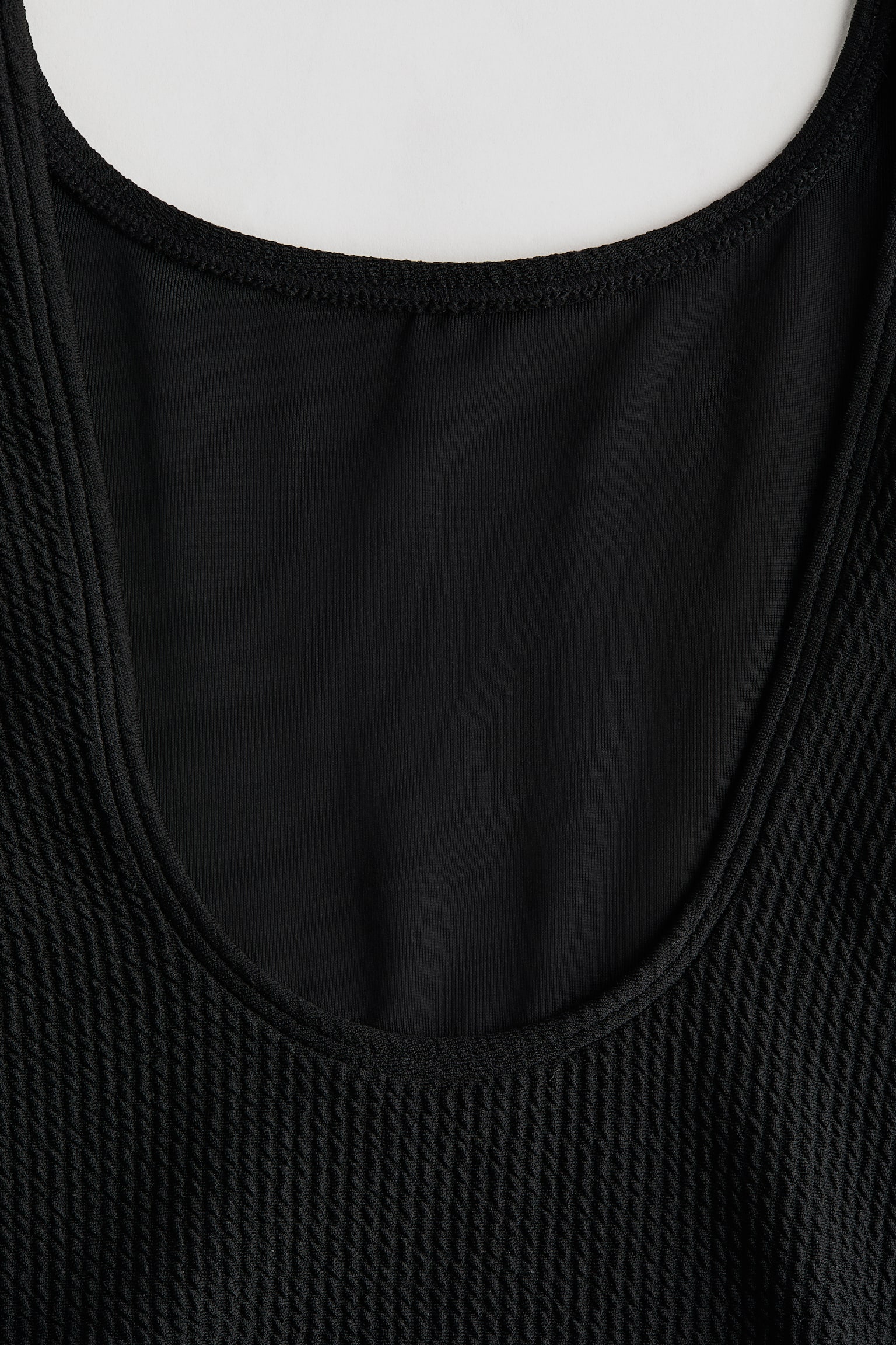 Textured swimsuit - Black - 2
