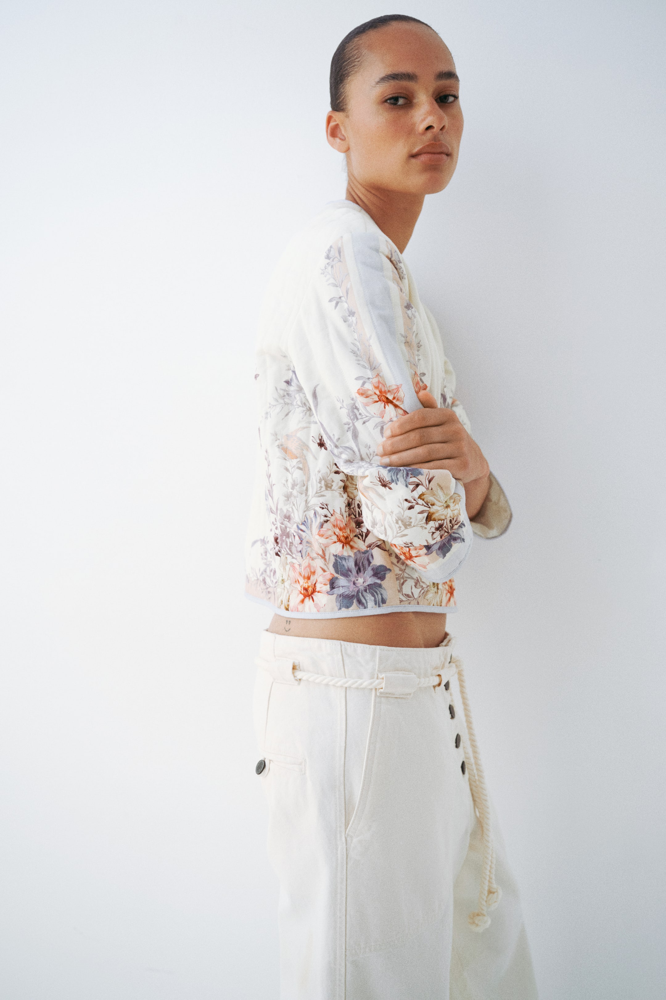 Женские куртки H&M Quilted Linen-Blend Jacket — фото 5