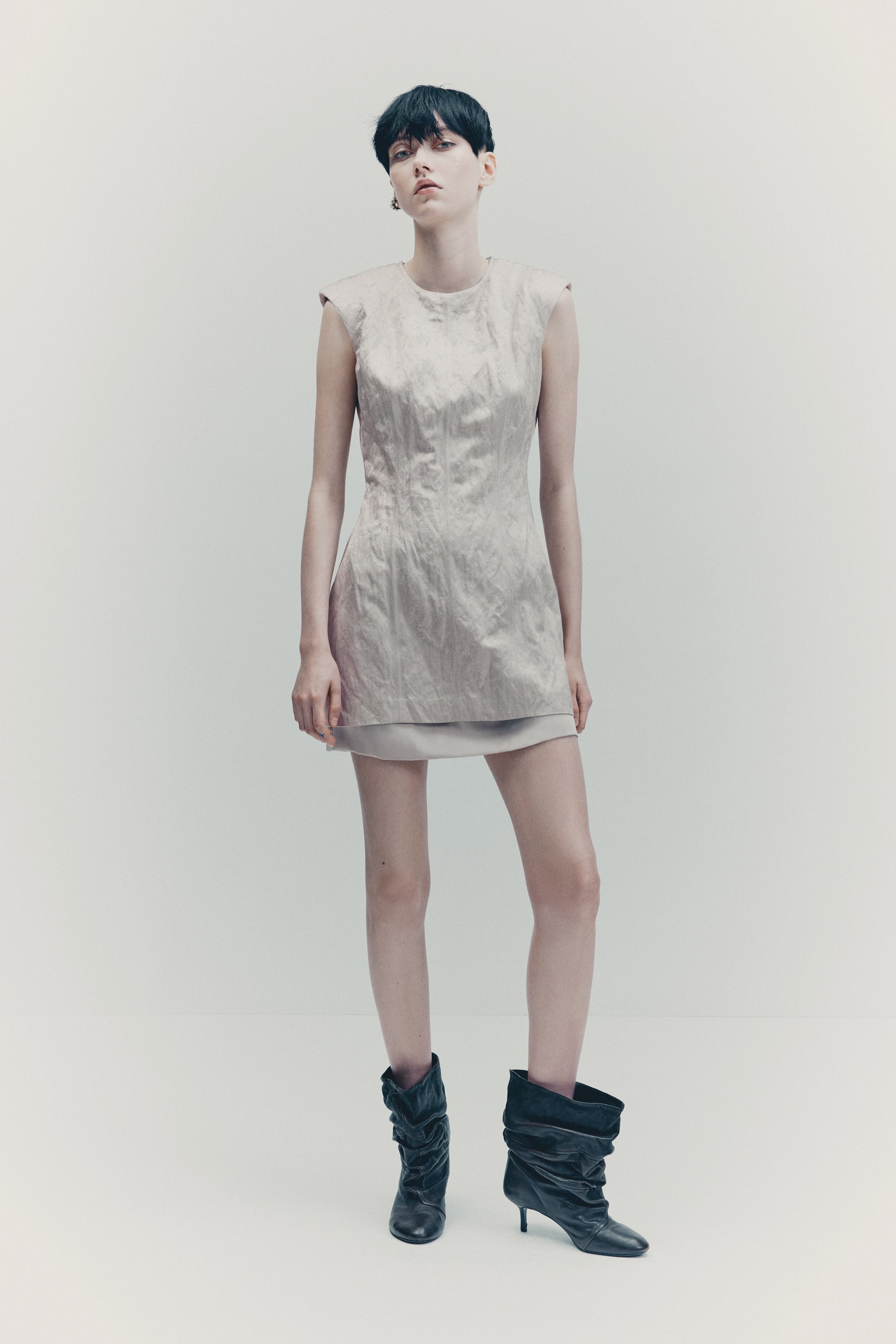 View larger image: Jacquard-weave dress - Light greige - Ladies | H&M SG 1