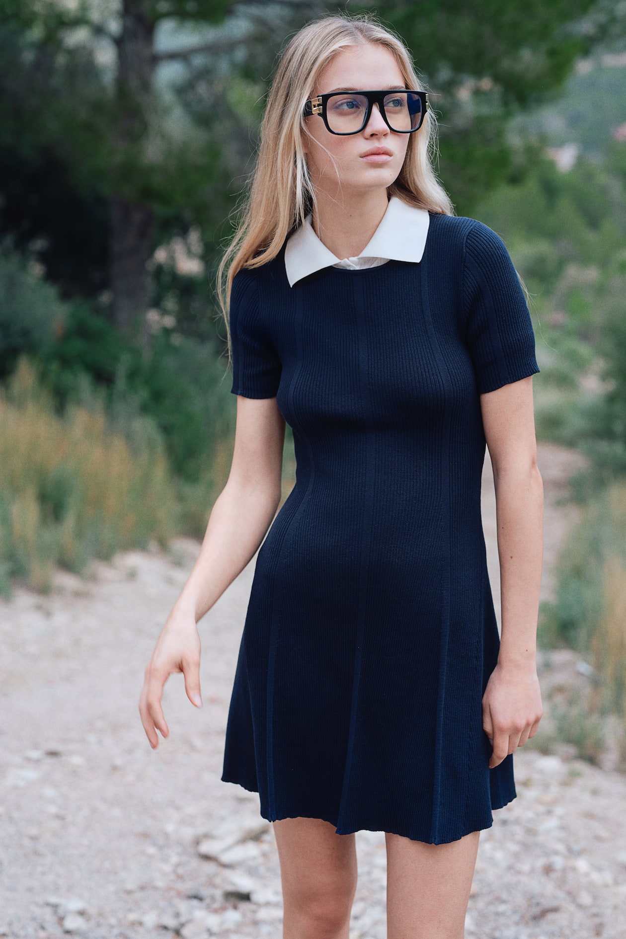 Tenues Quel Collant Avec Robe Bleu Marine Robe Bleu Marine Et