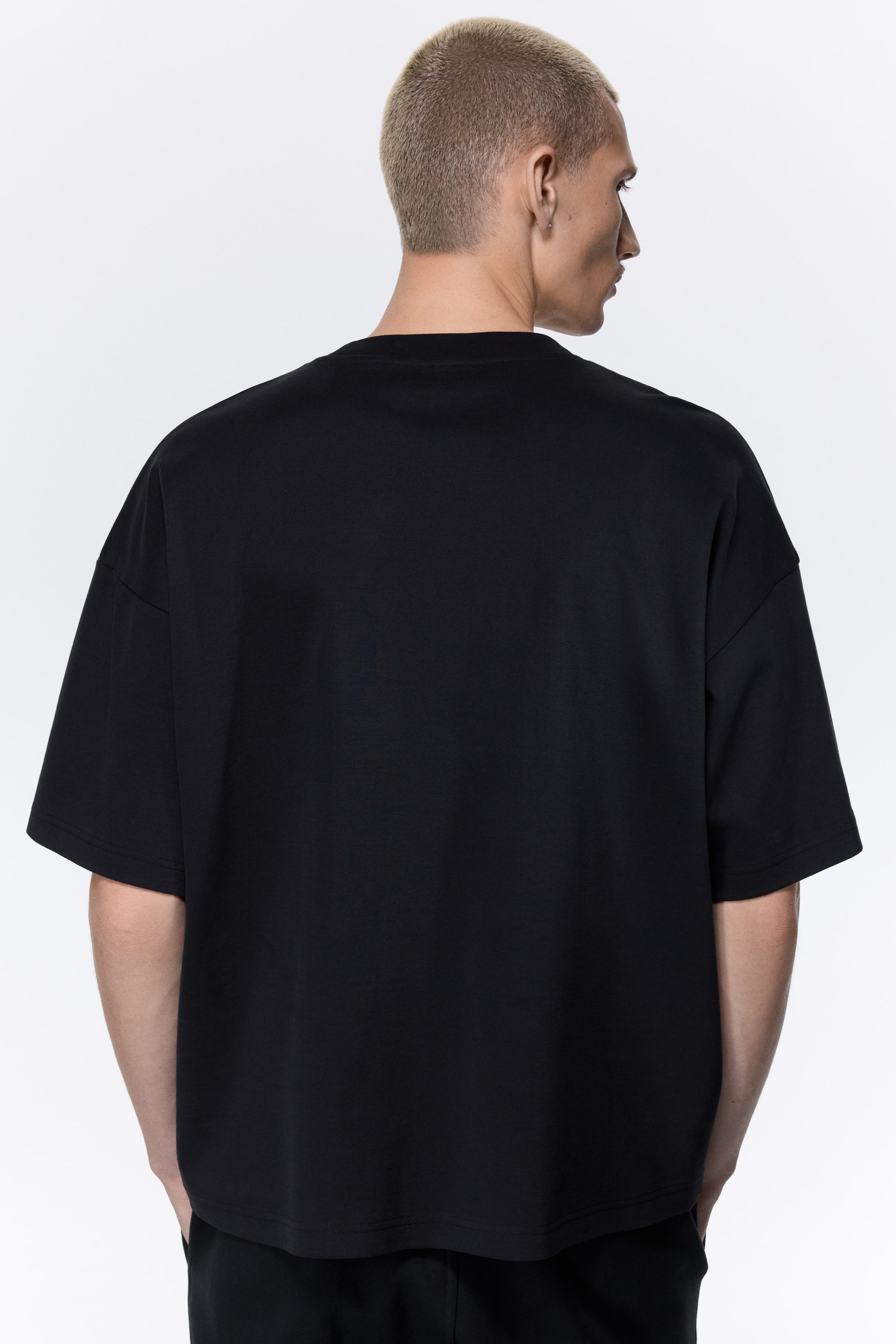 Мужские футболки H&M Oversized Interlock T-Shirt — фото 5