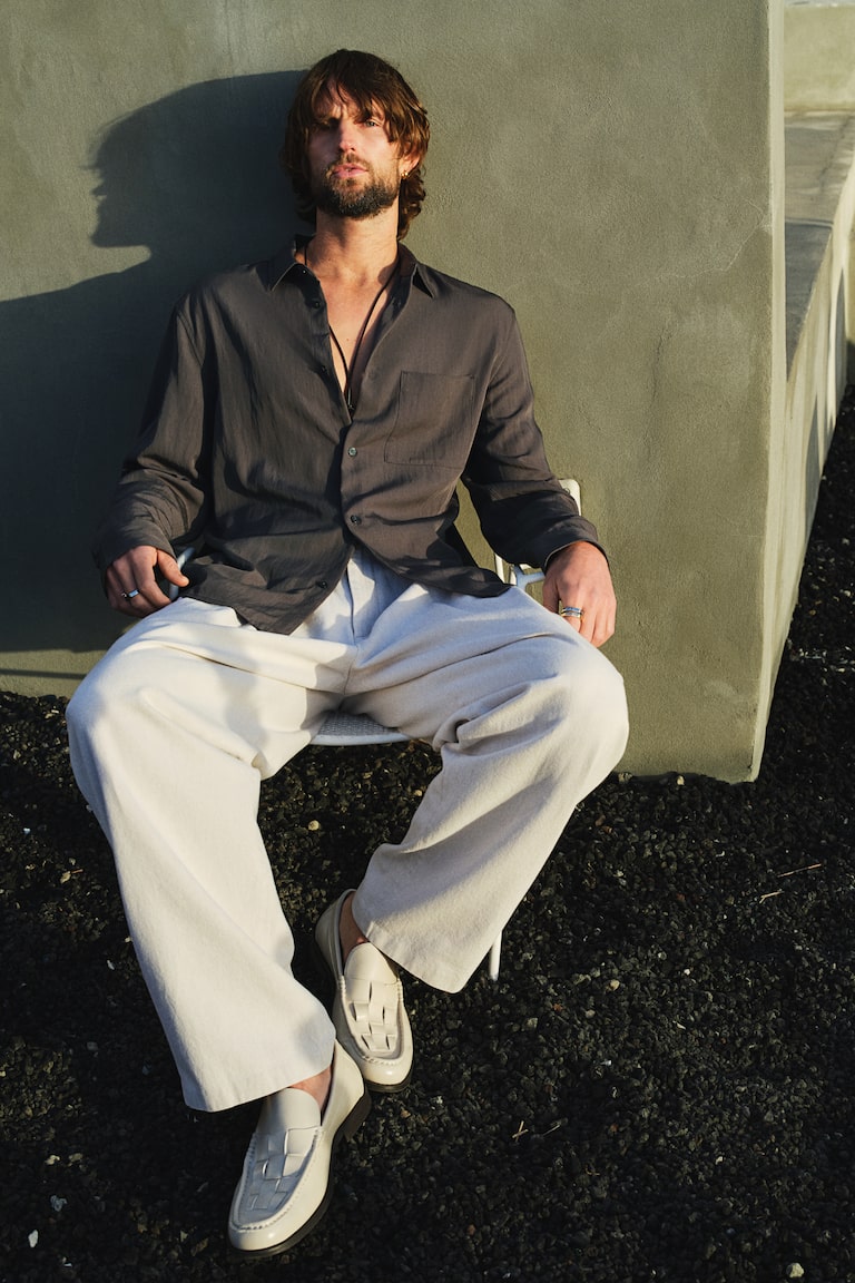 Loose Fit Satin shirt Dark grey Men H&M IN