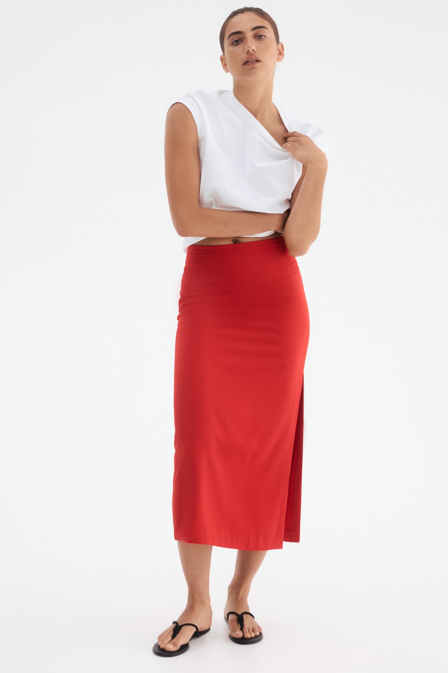 Side-slit skirt - Red/Light yellow/Dark brown - 1