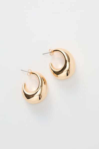 ドロップシェイプフープピアス