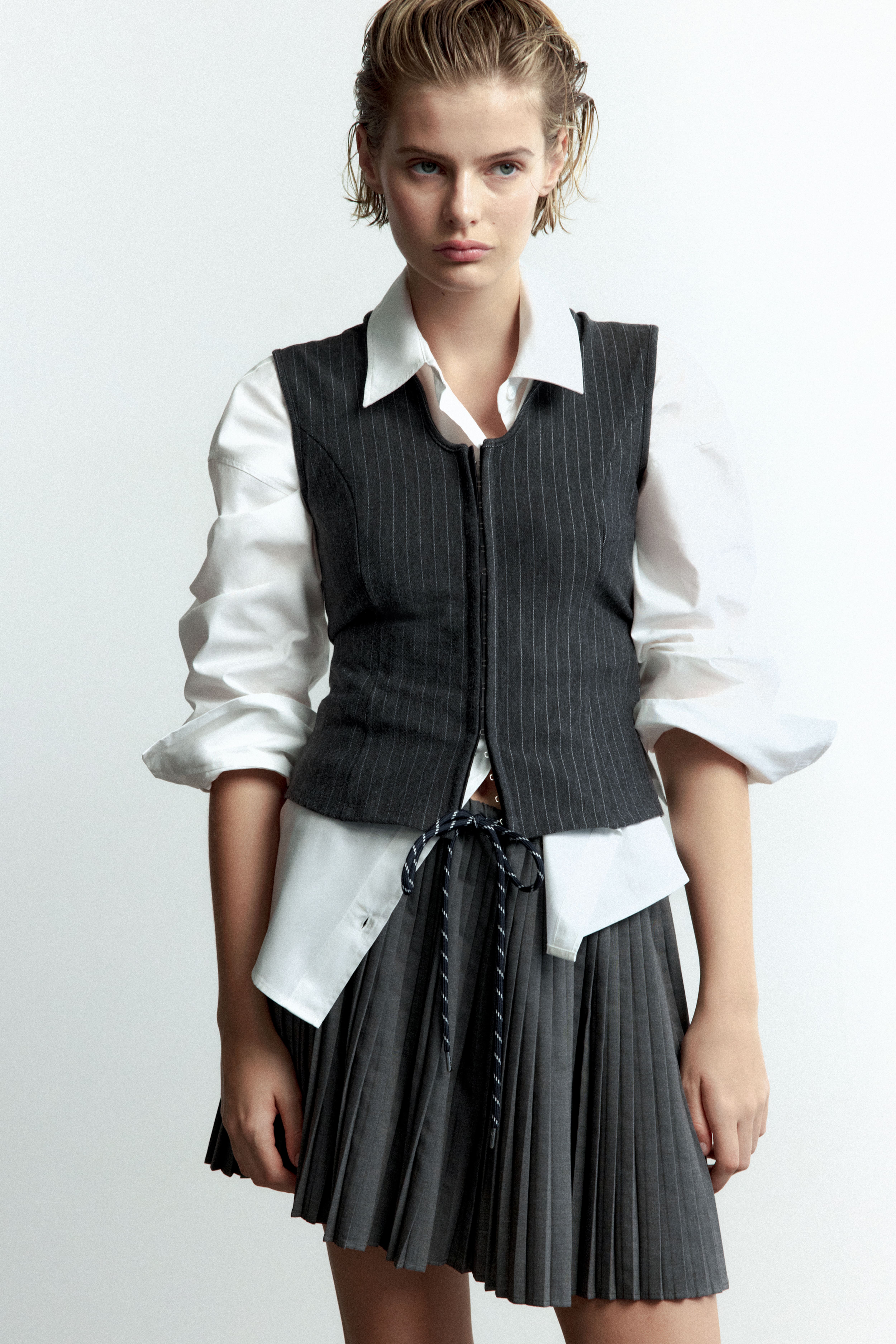 Piqué Keyhole Top