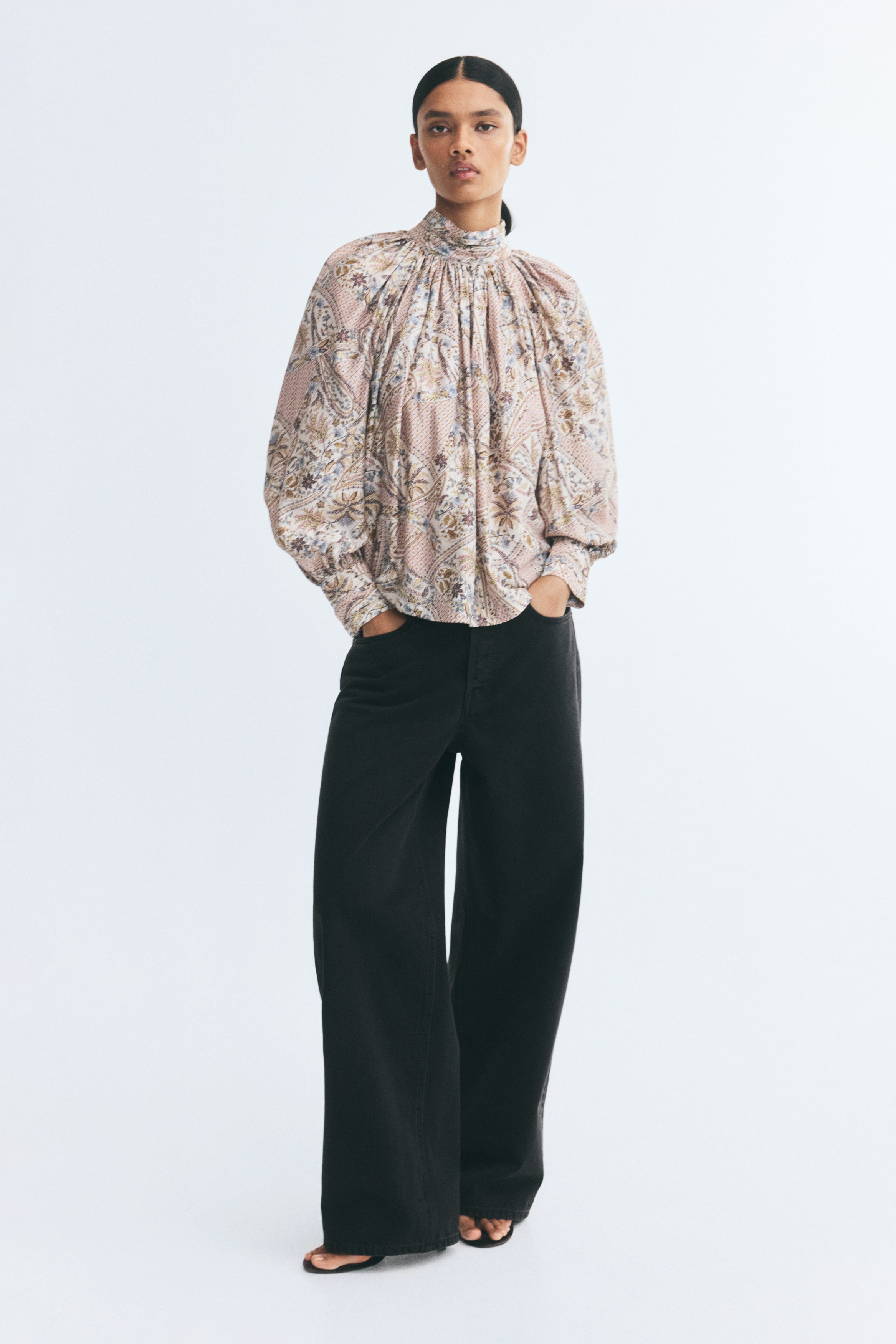 Women's Black/polka dot Balloon-Sleeved Blouse | H&M US