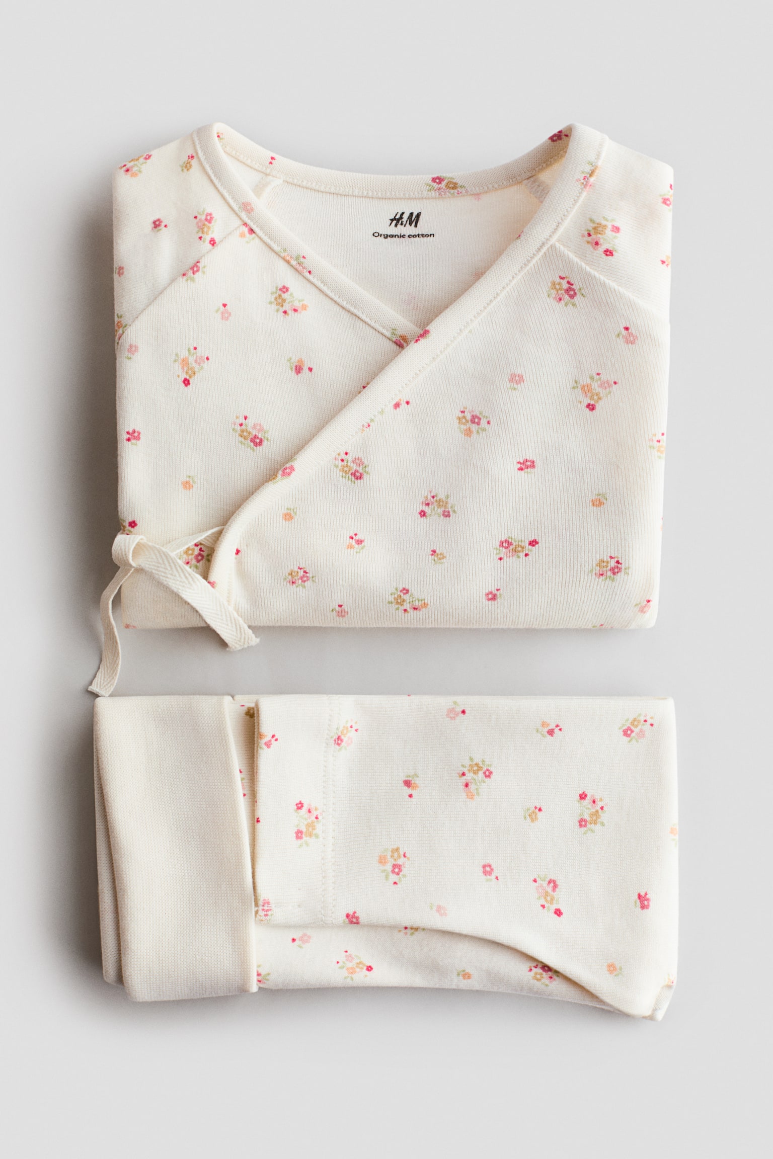 2-teiliges Set mit Wickelshirt und Leggings - Weiß/Geblümt/Hellbeige/Äpfel - 2