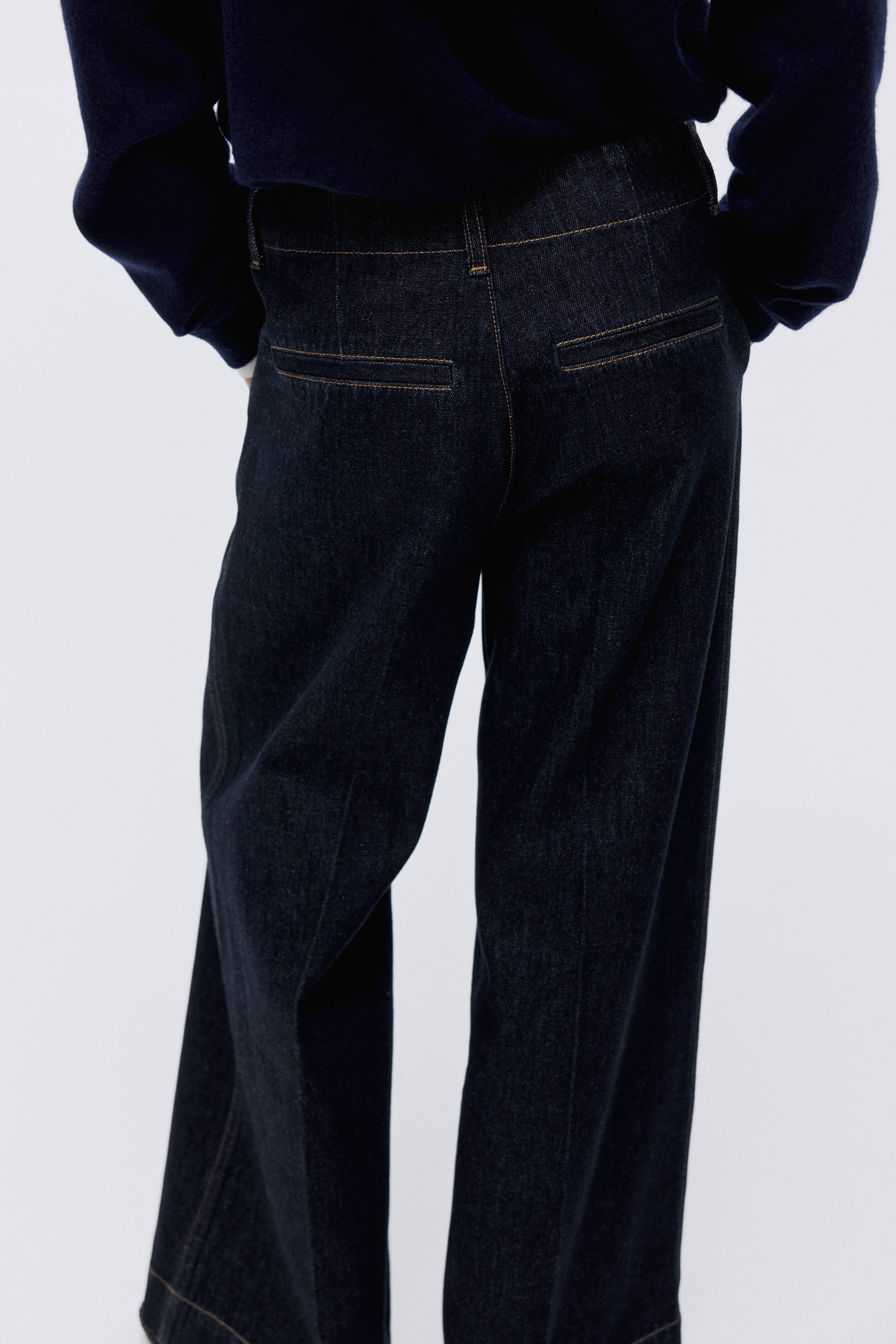 Wide High Jeans
