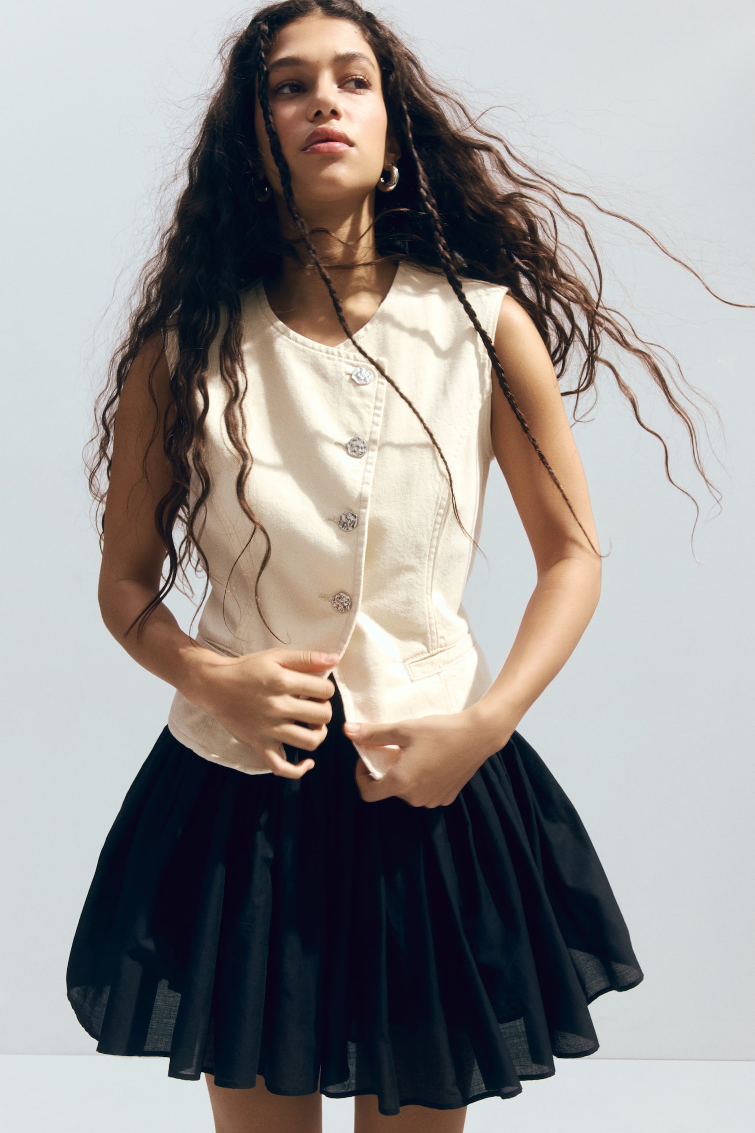 Hammered-button twill waistcoat - Cream - 1