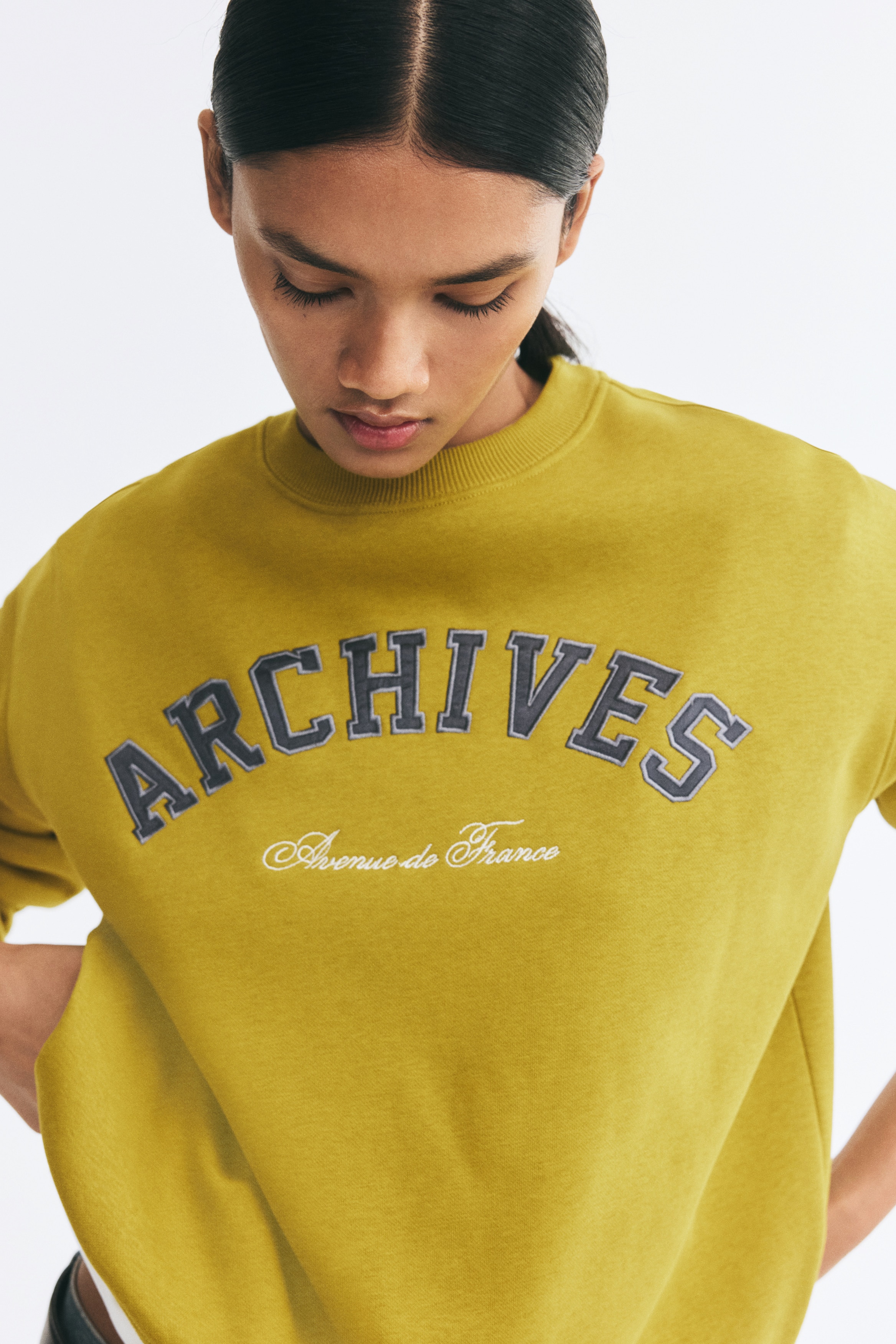 Motif-detail sweatshirt - Mustard yellow/Archives/Dark plum purple/Paris/Peach pink/Haute Marais/Green/Paris