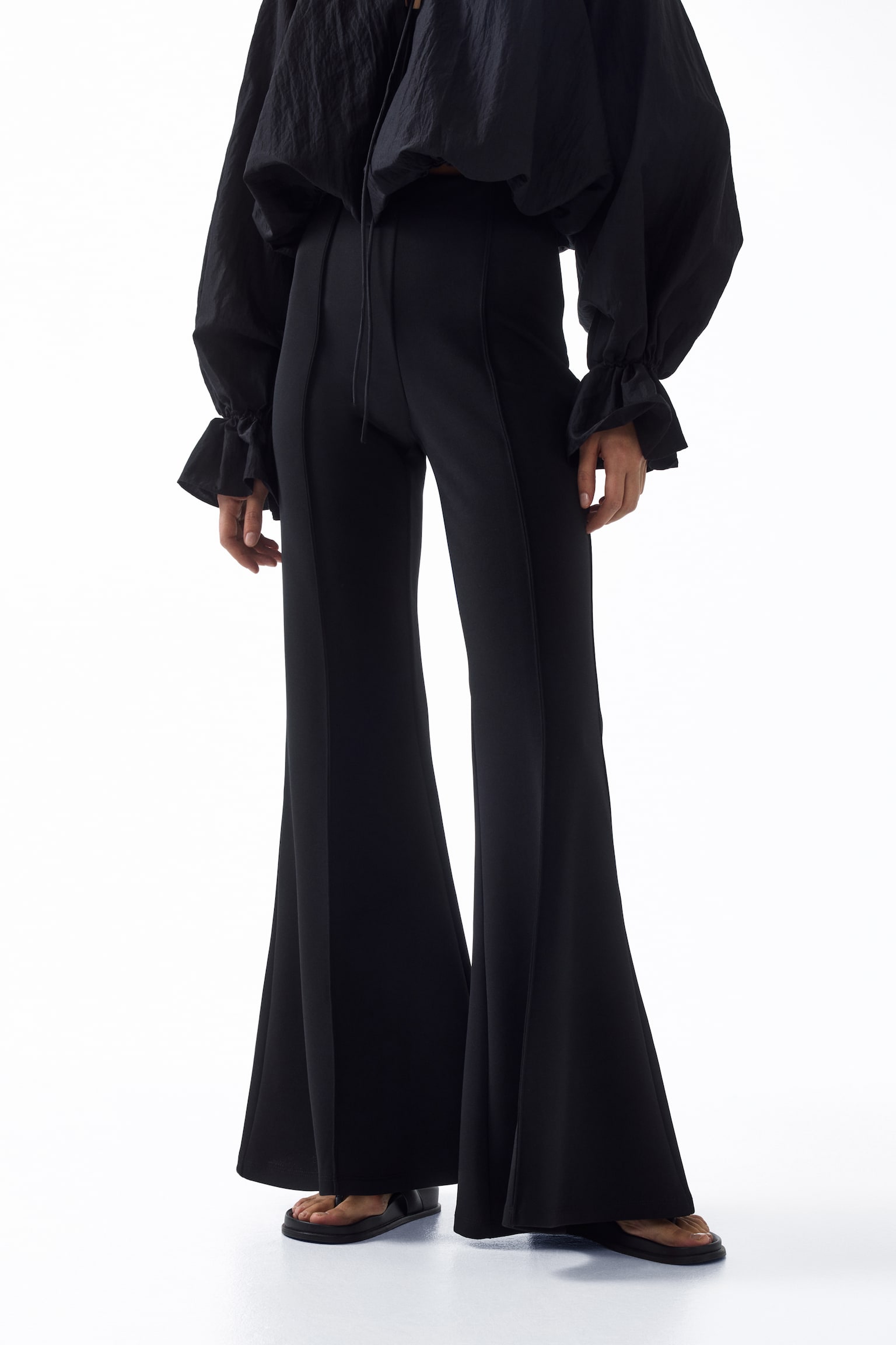 Creased Flared Pants - 4