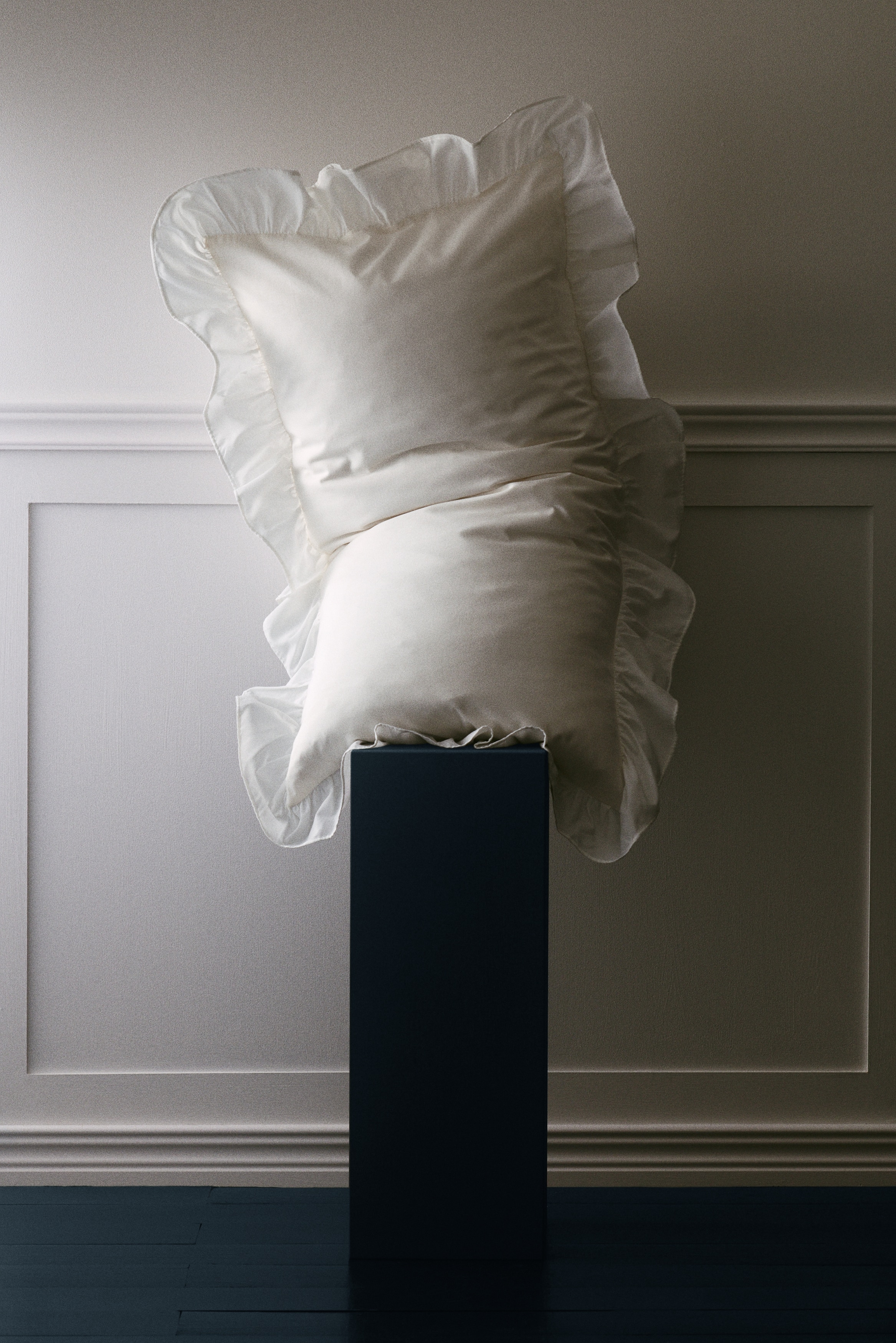 2-pack frill-trimmed pillowcases - White/Powder pink