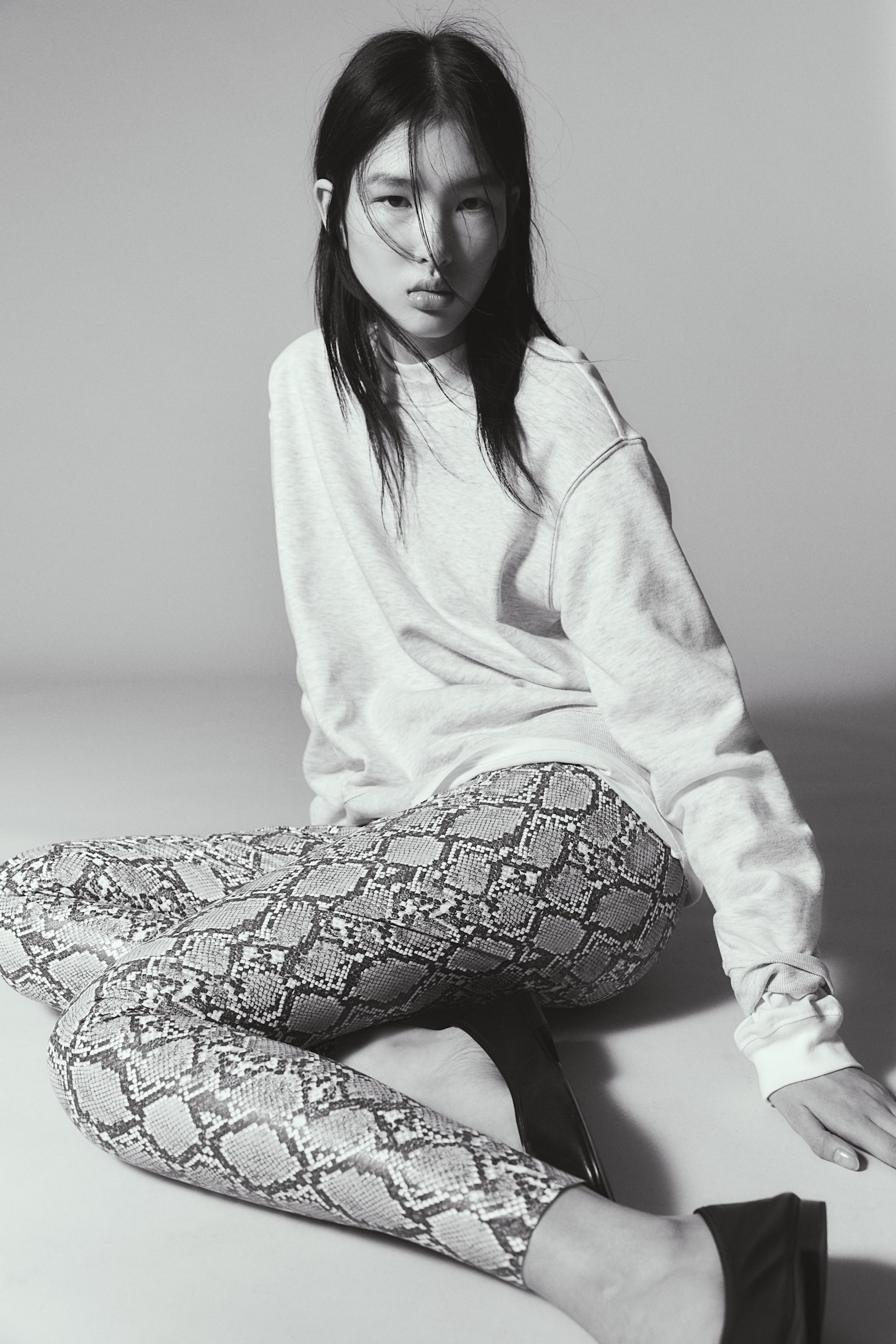 Coated leggings - White/Snakeskin-patterned/Black/Crocodile-patterned - 2