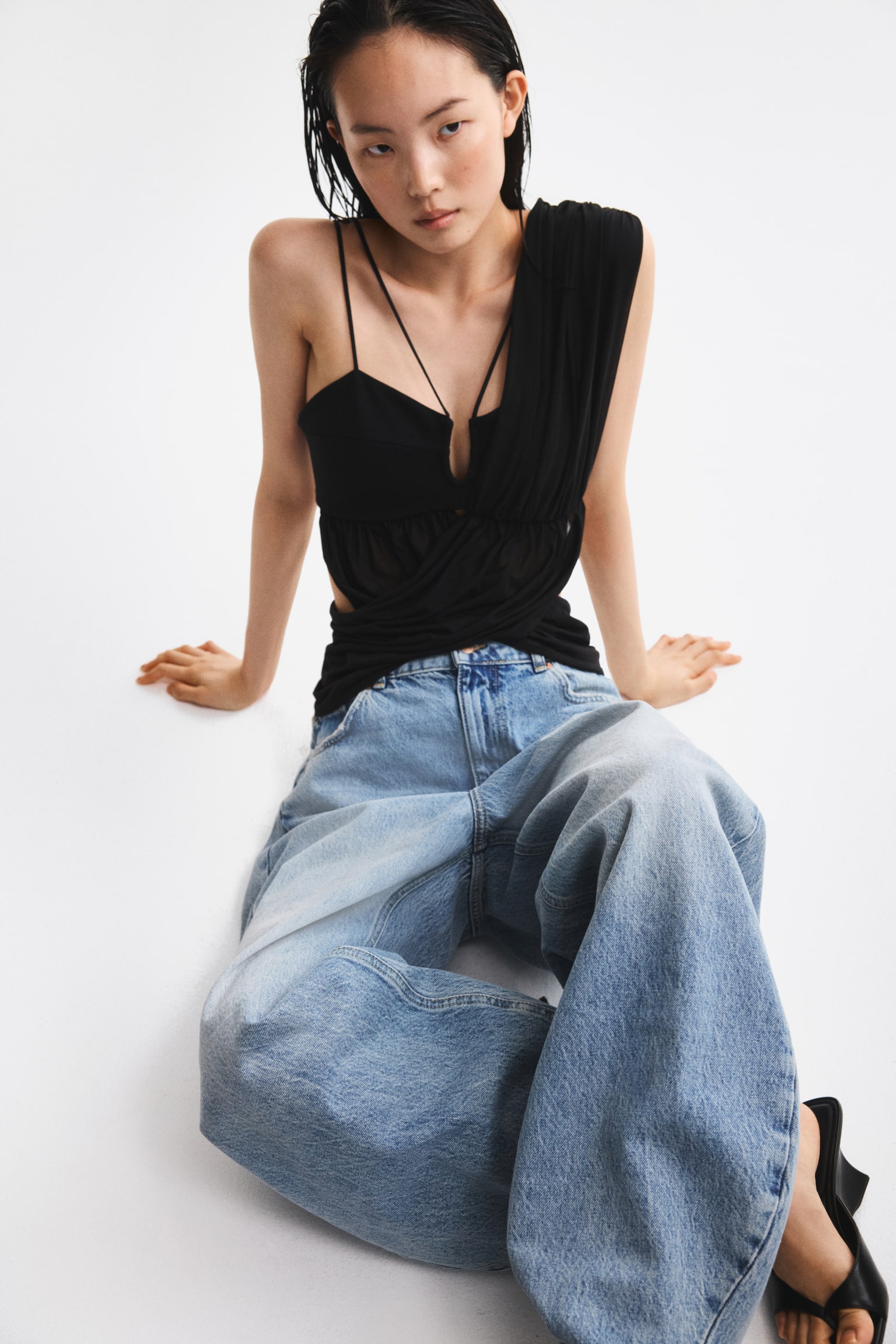Draped dual-fabric crop top - Black - 1