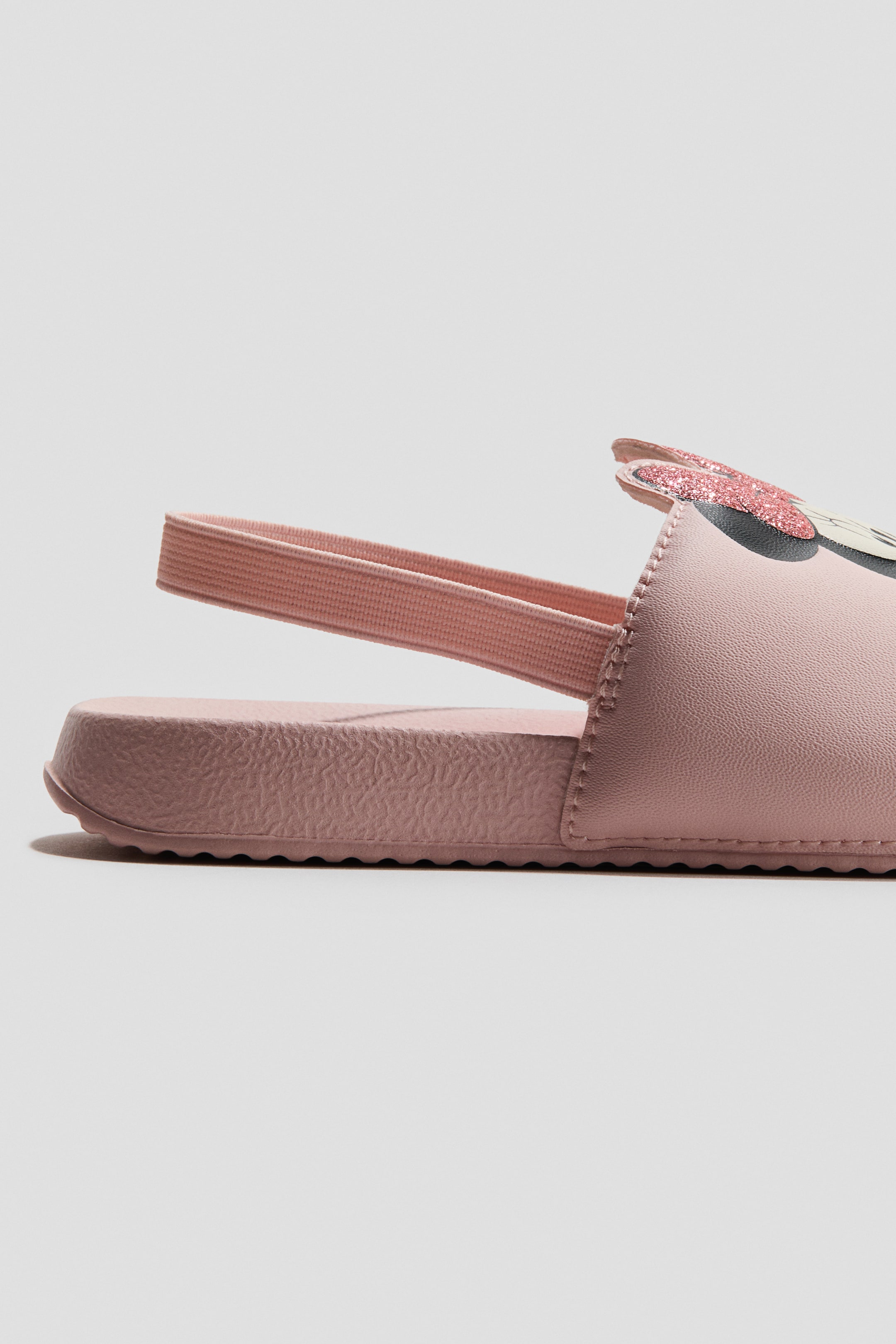 Claquettes de piscine