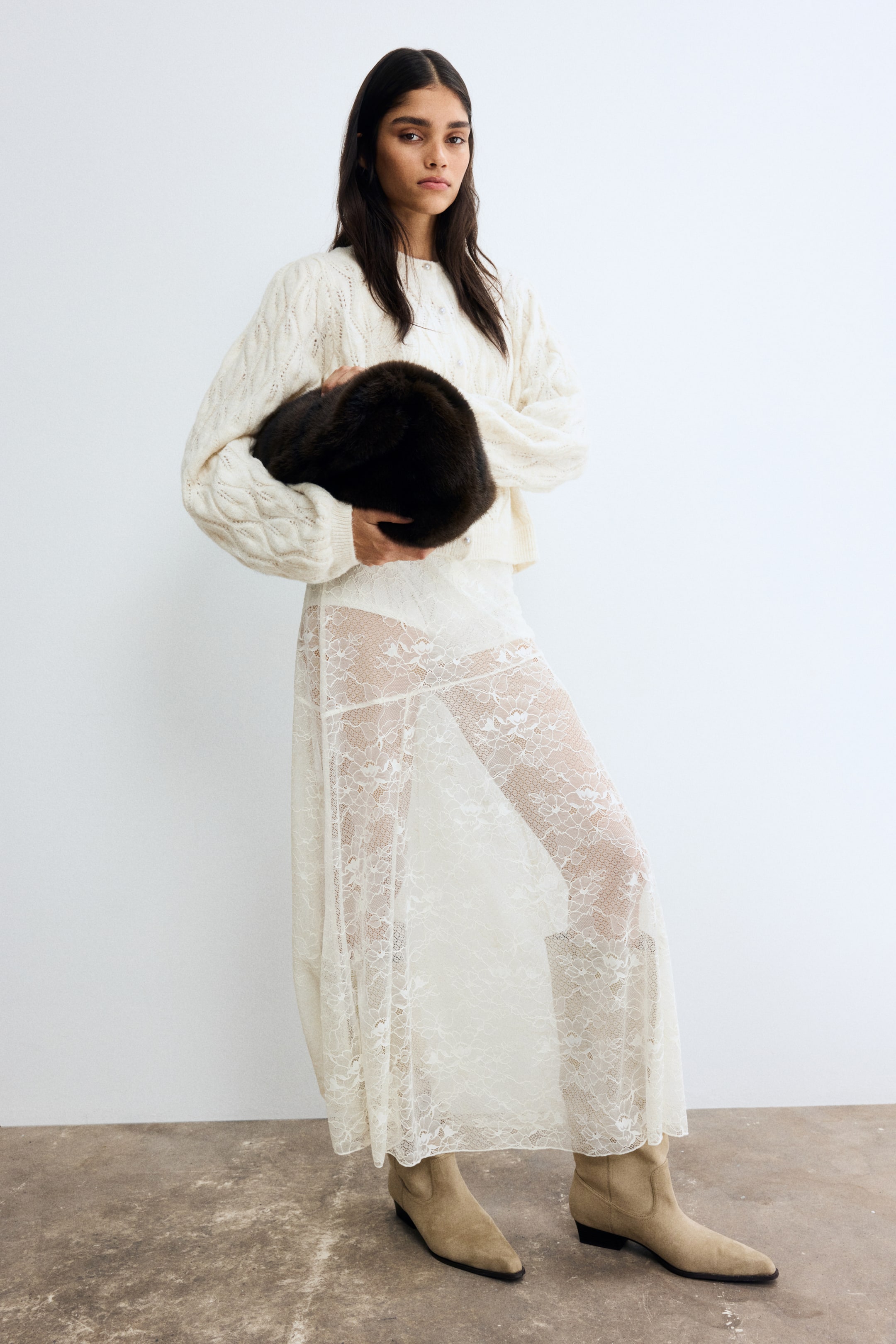 Nagyobb kép megtekintése: Lyukmintás kötött kardigán - Világosbézs - NŐI | H&M HU 3