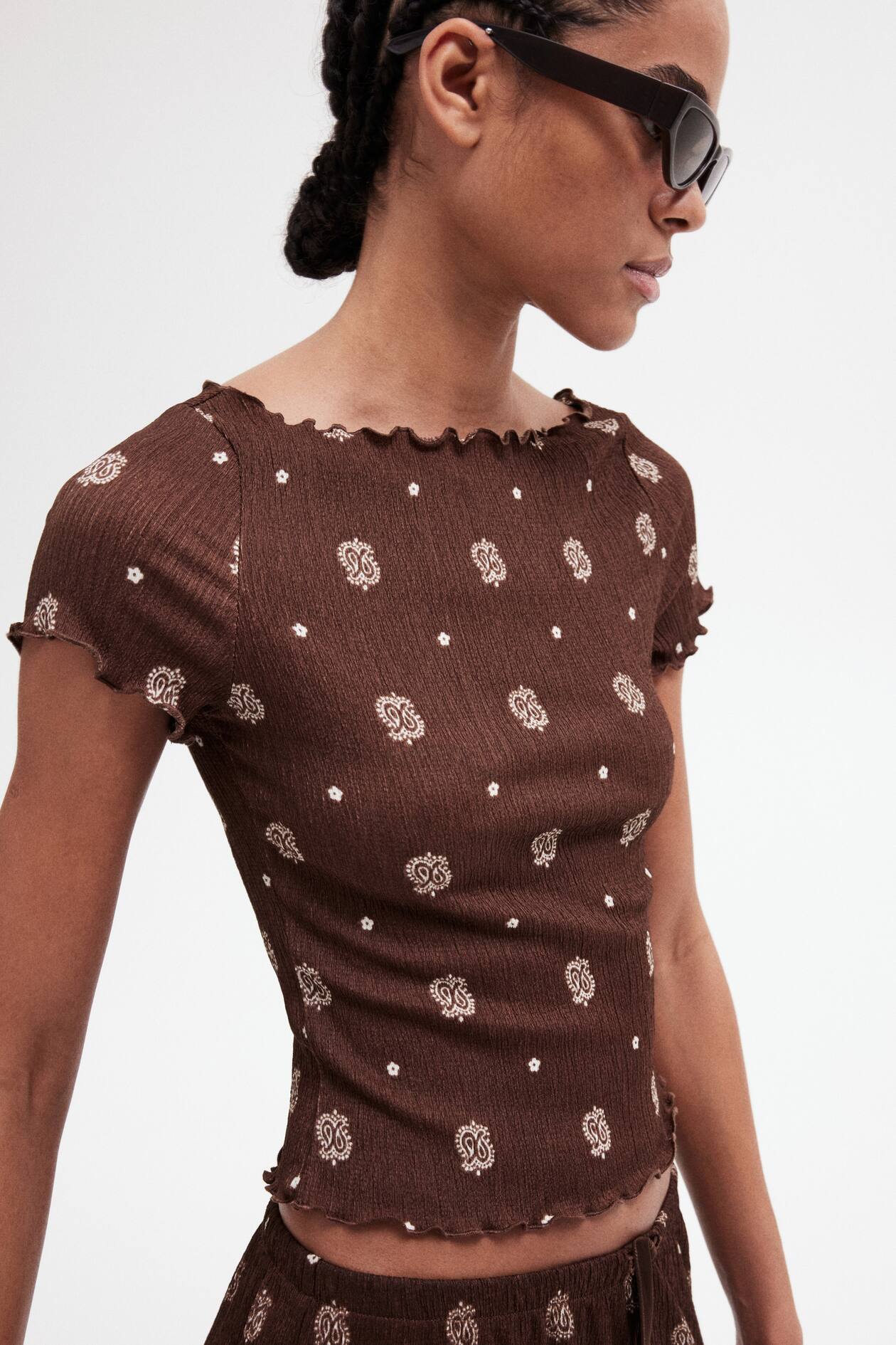 H&M Coral Crochet Back Crinkle Top XS-S main image 0