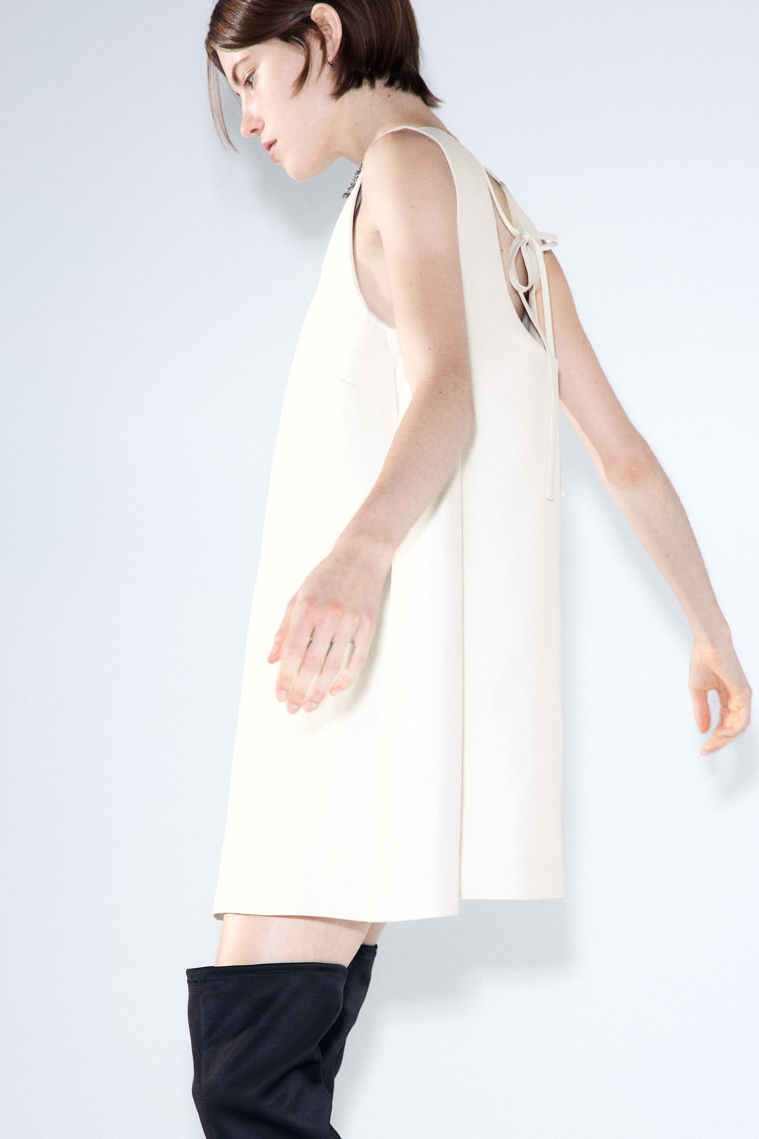 Díszes A-vonalú ruha - Krémszínű - 5