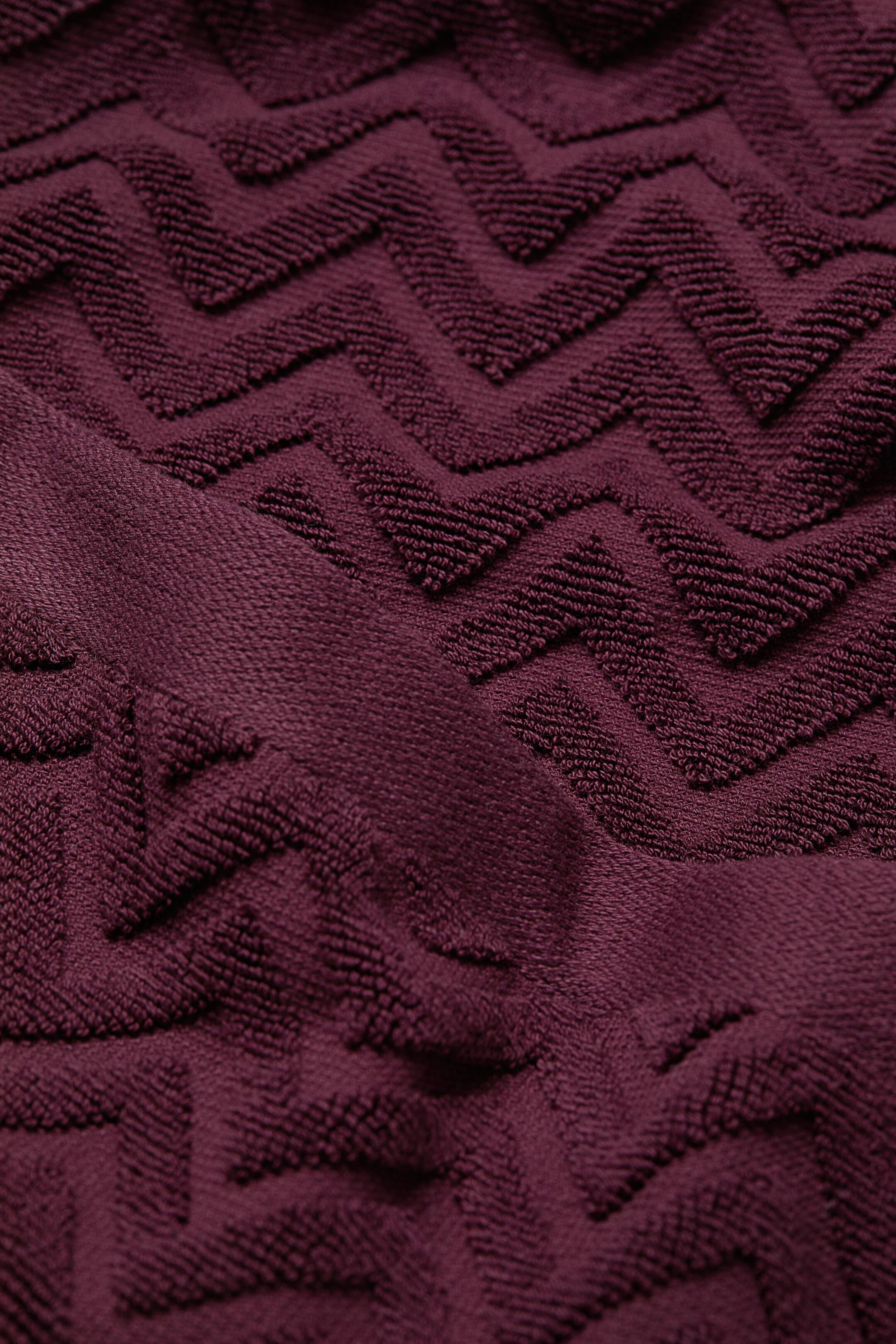 Jacquard-weave bath sheet - Burgundy - Home All | H&M GB