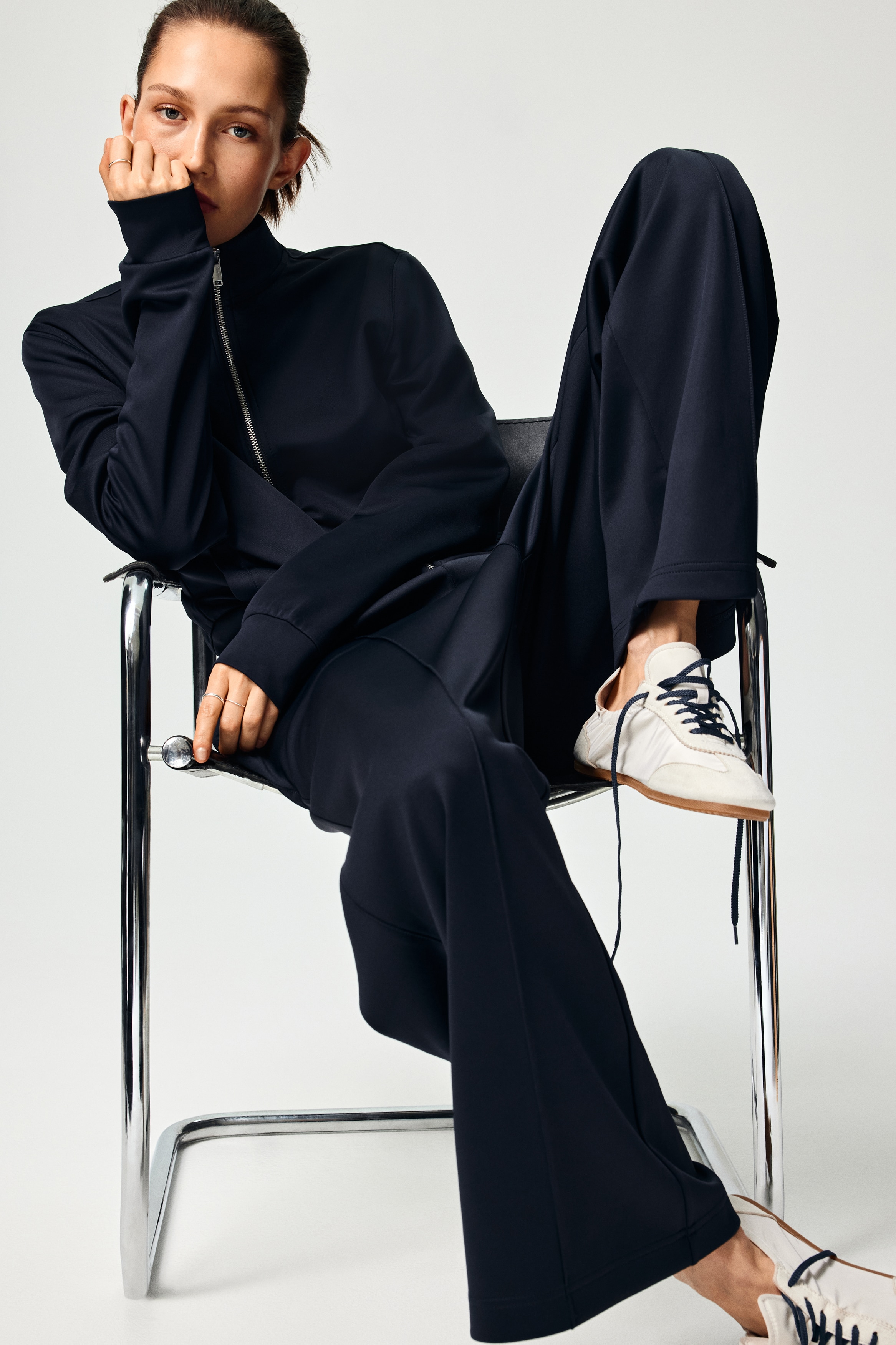 Women's Navy blue Crease-Front Pull-On Pants | H&M CA