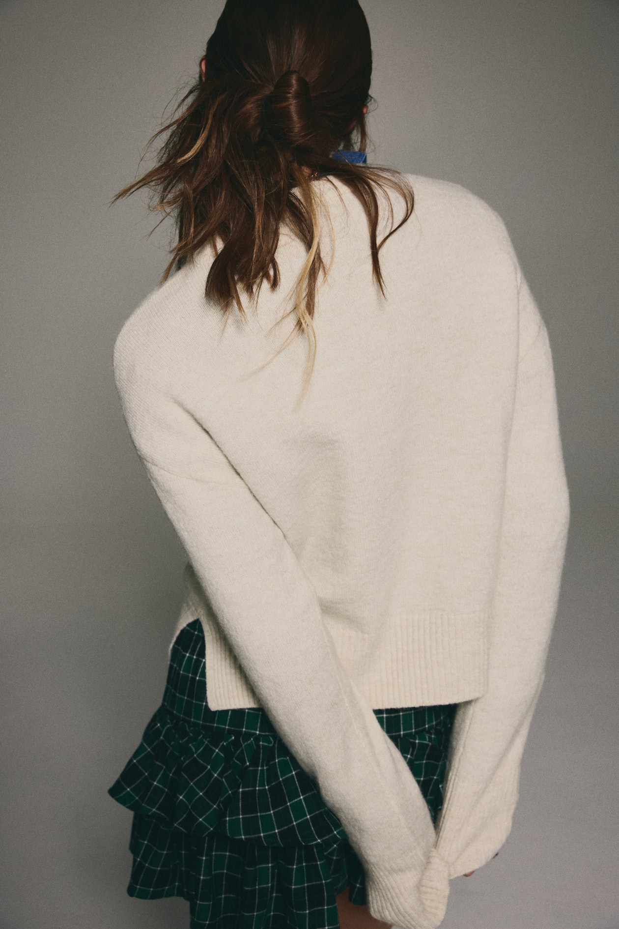 Sweater - image 3