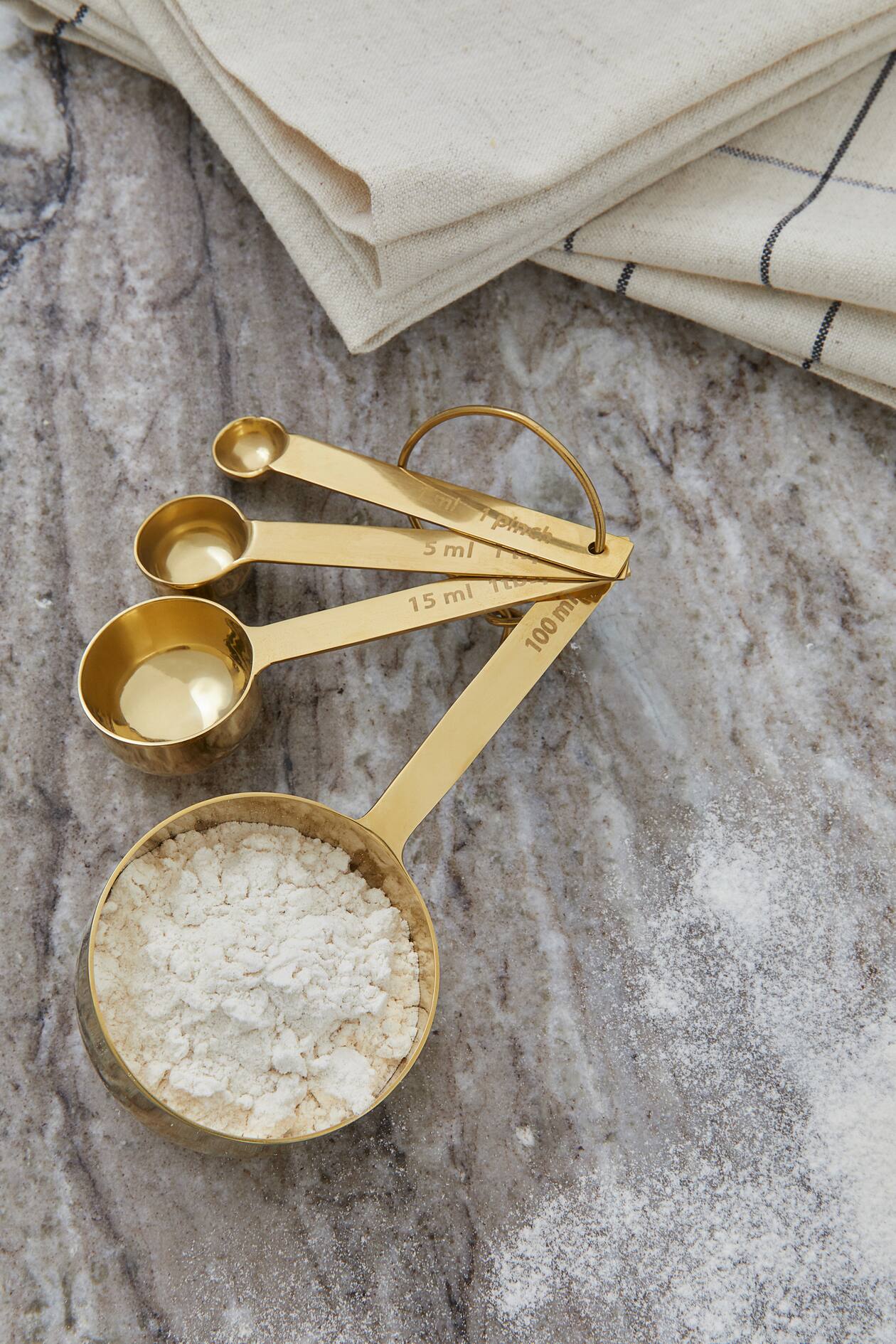 4 Küchenmaße aus Metall - Goldfarbig - Home All | H&M DE 