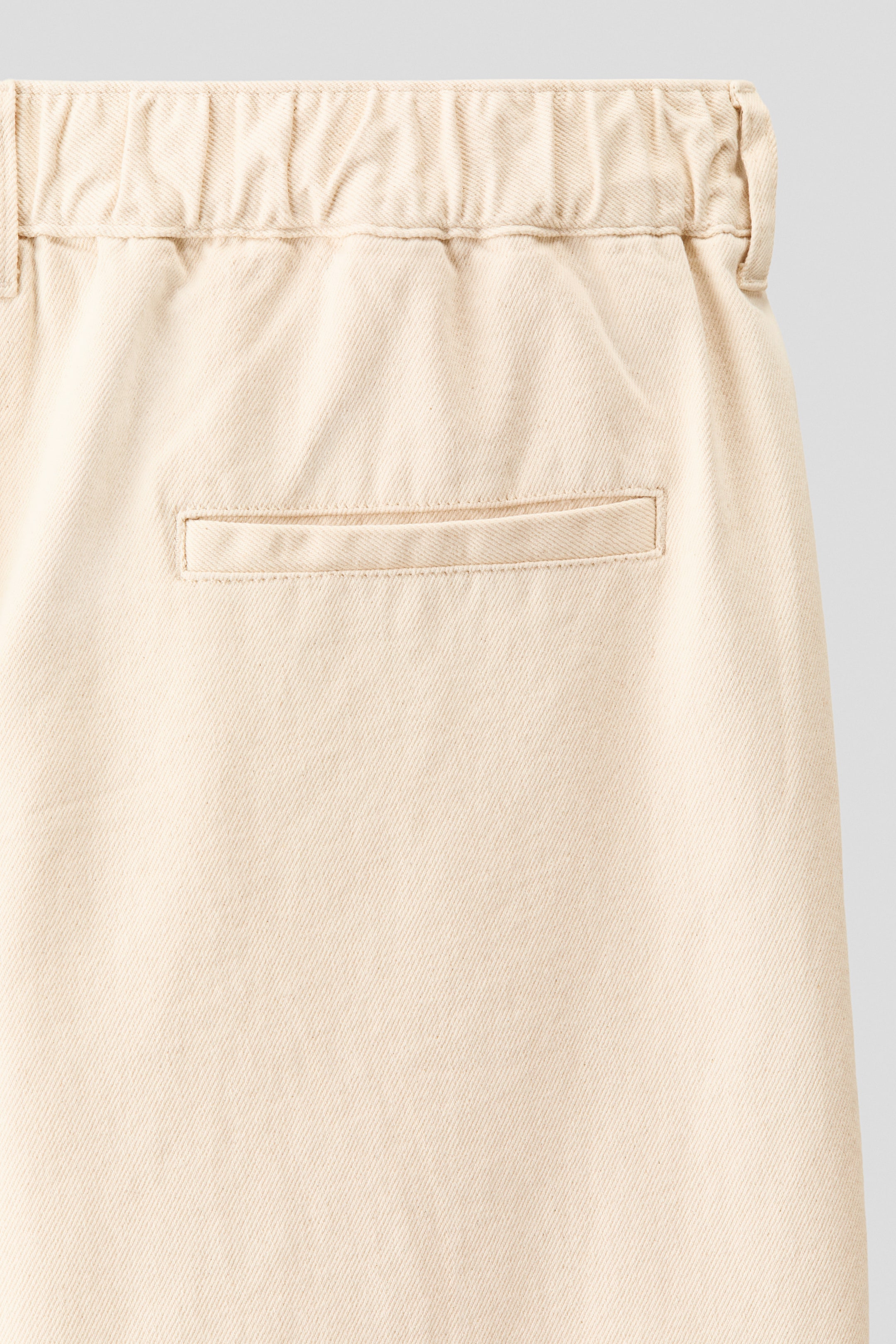 Loose-Fit Denim Pants