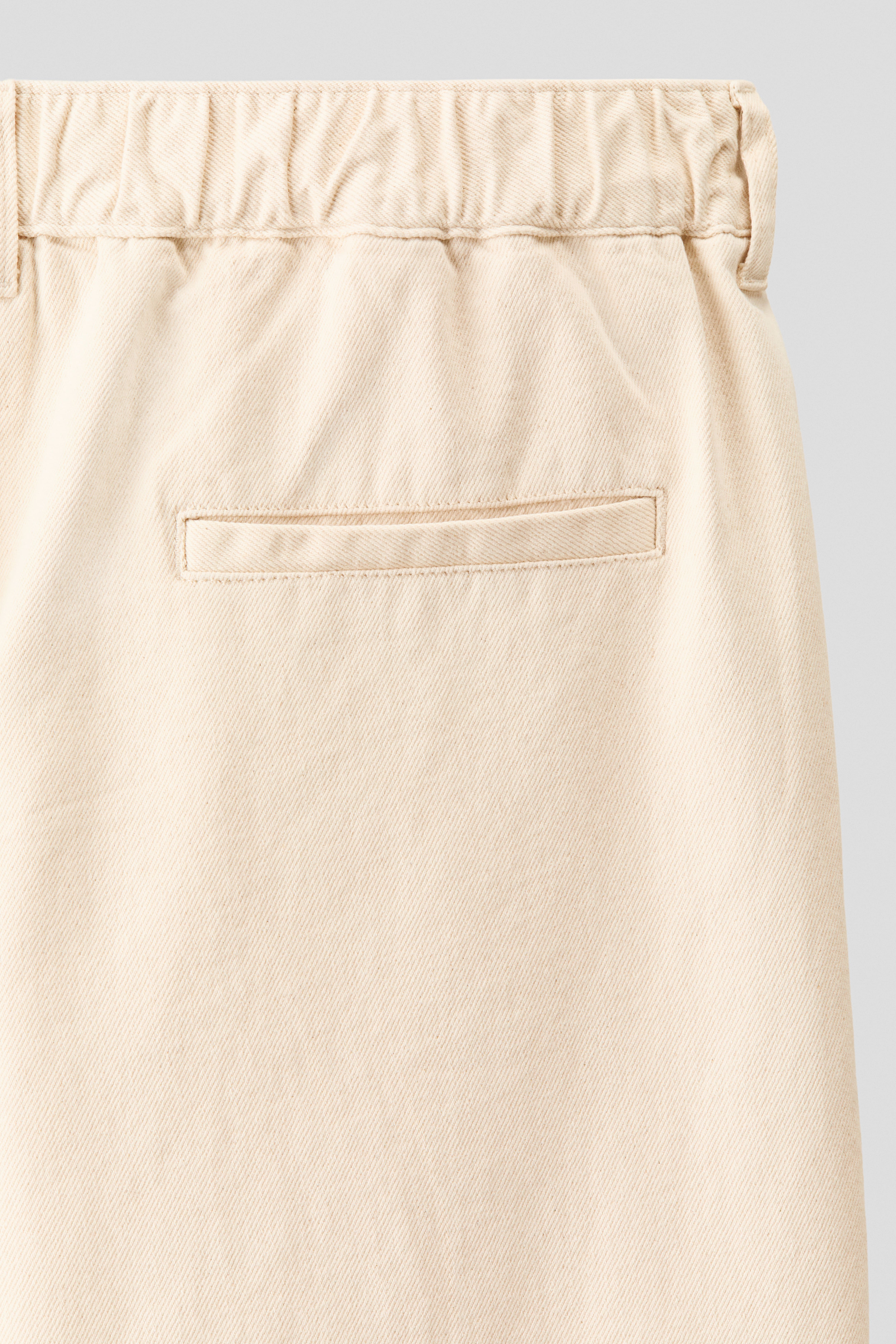 Loose-Fit Denim Pants