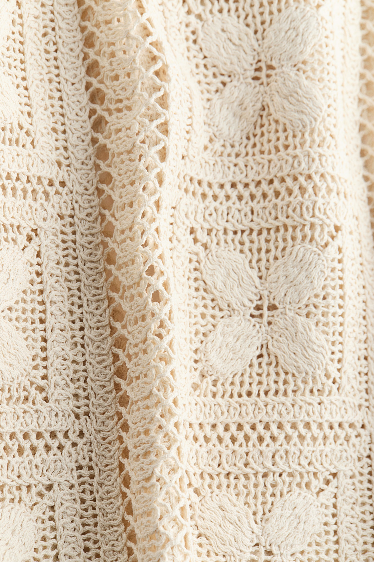 Silk-blend crochet-look top - Light beige - 4