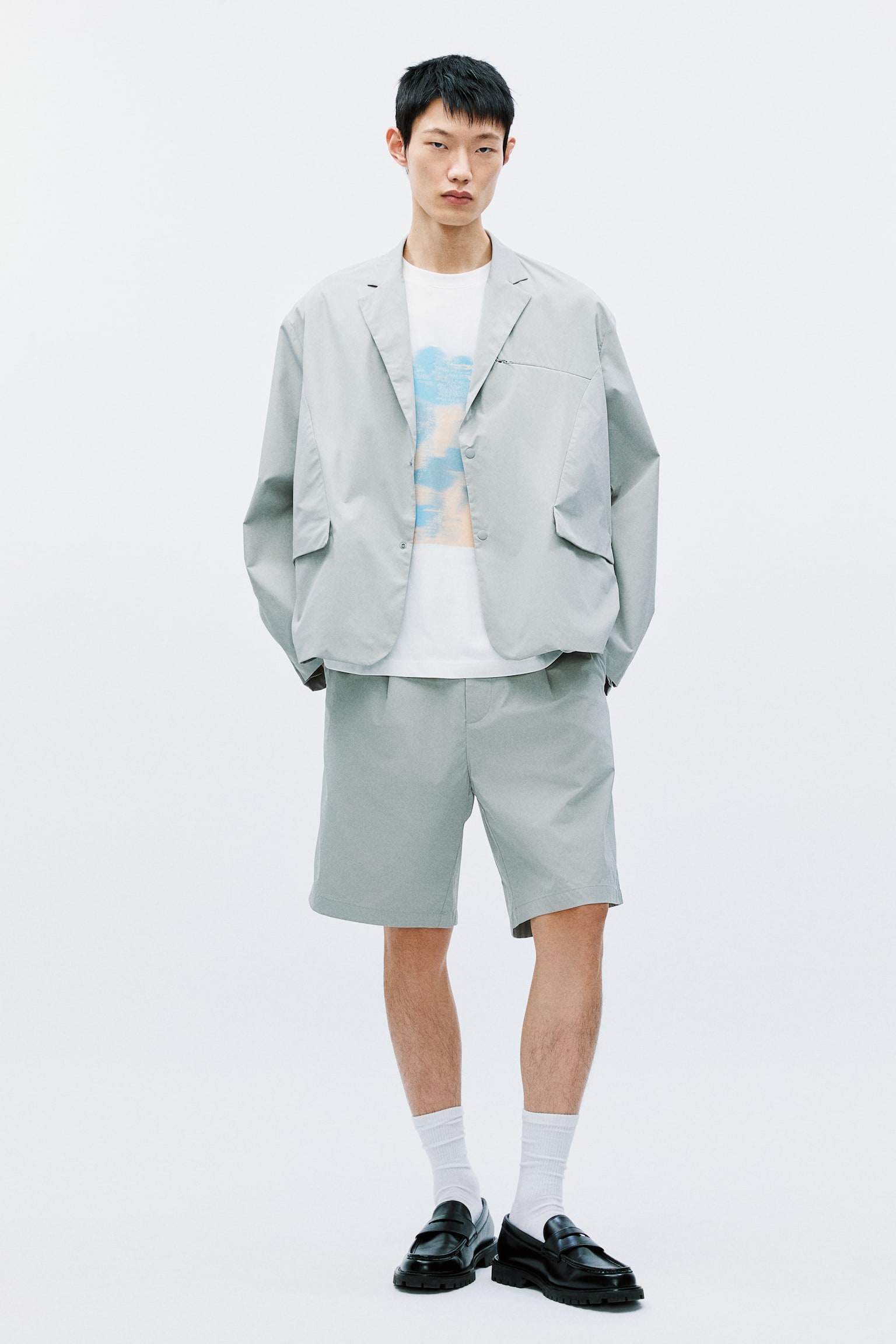 Loose Fit Shorts - Light mint green/Black - 2