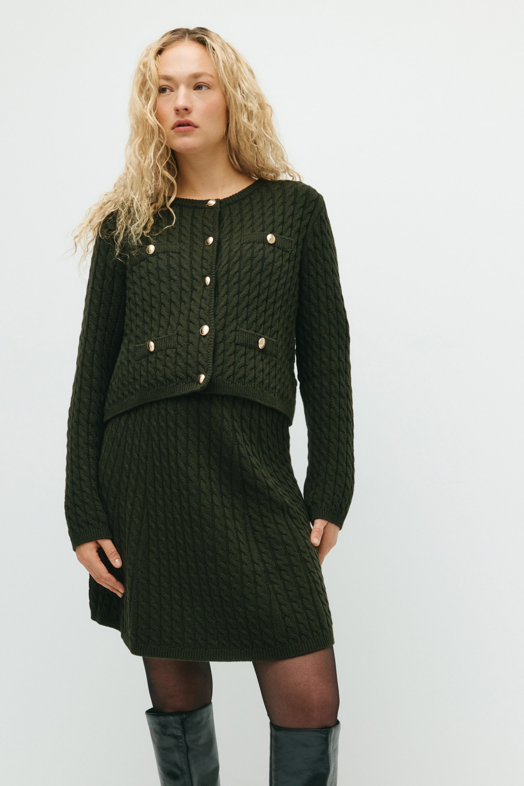 Visualizza immagine più grande: MAMA Set 2 pezzi in maglia a trecce - Verde muschio - DONNA | H&M IT 2