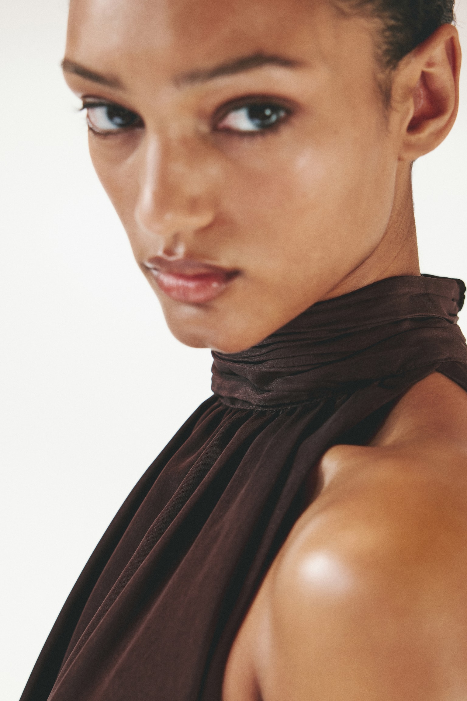 Bubble-hem halterneck top - Dark brown - 5