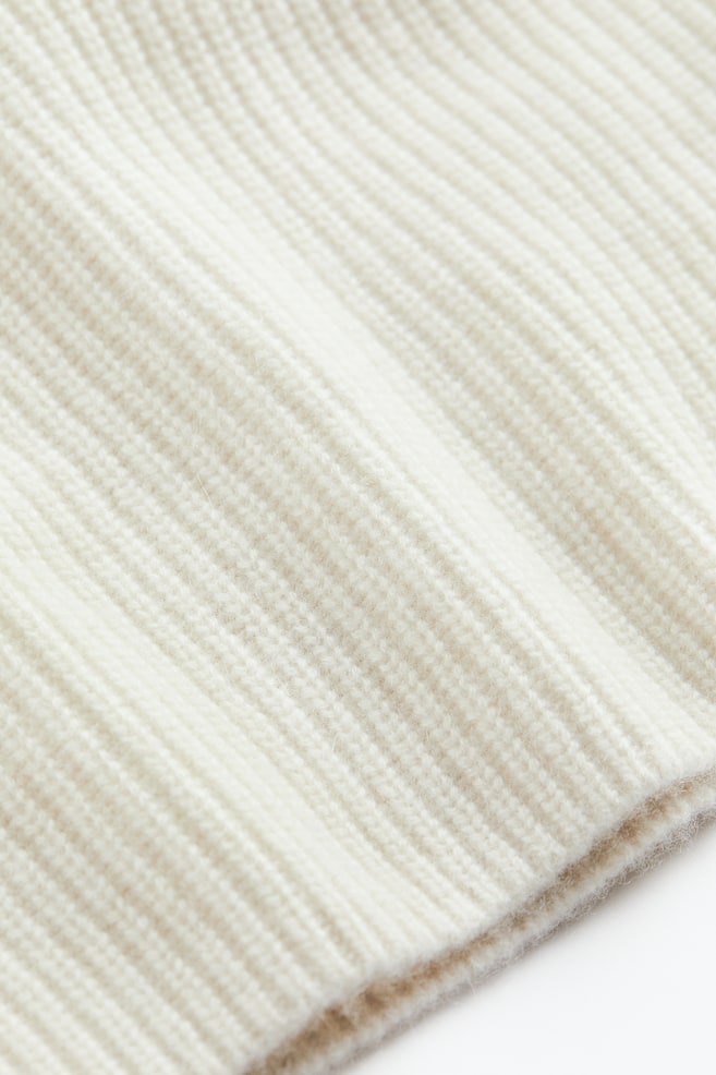 Ribbed cashmere polo-neck jumper - Natural white/Dark grey - 7