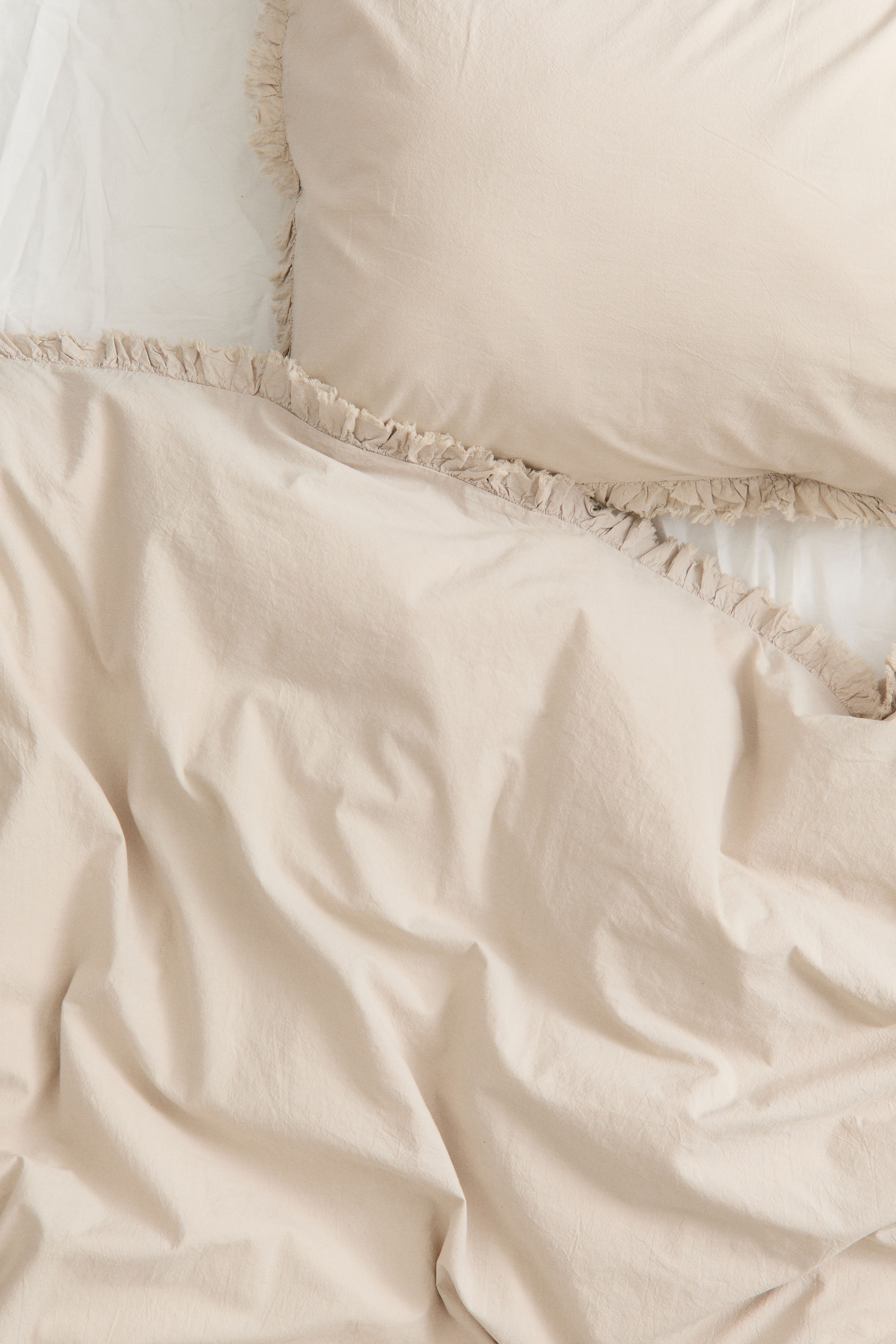 Ruffle-trimmed Twin Duvet Cover Set